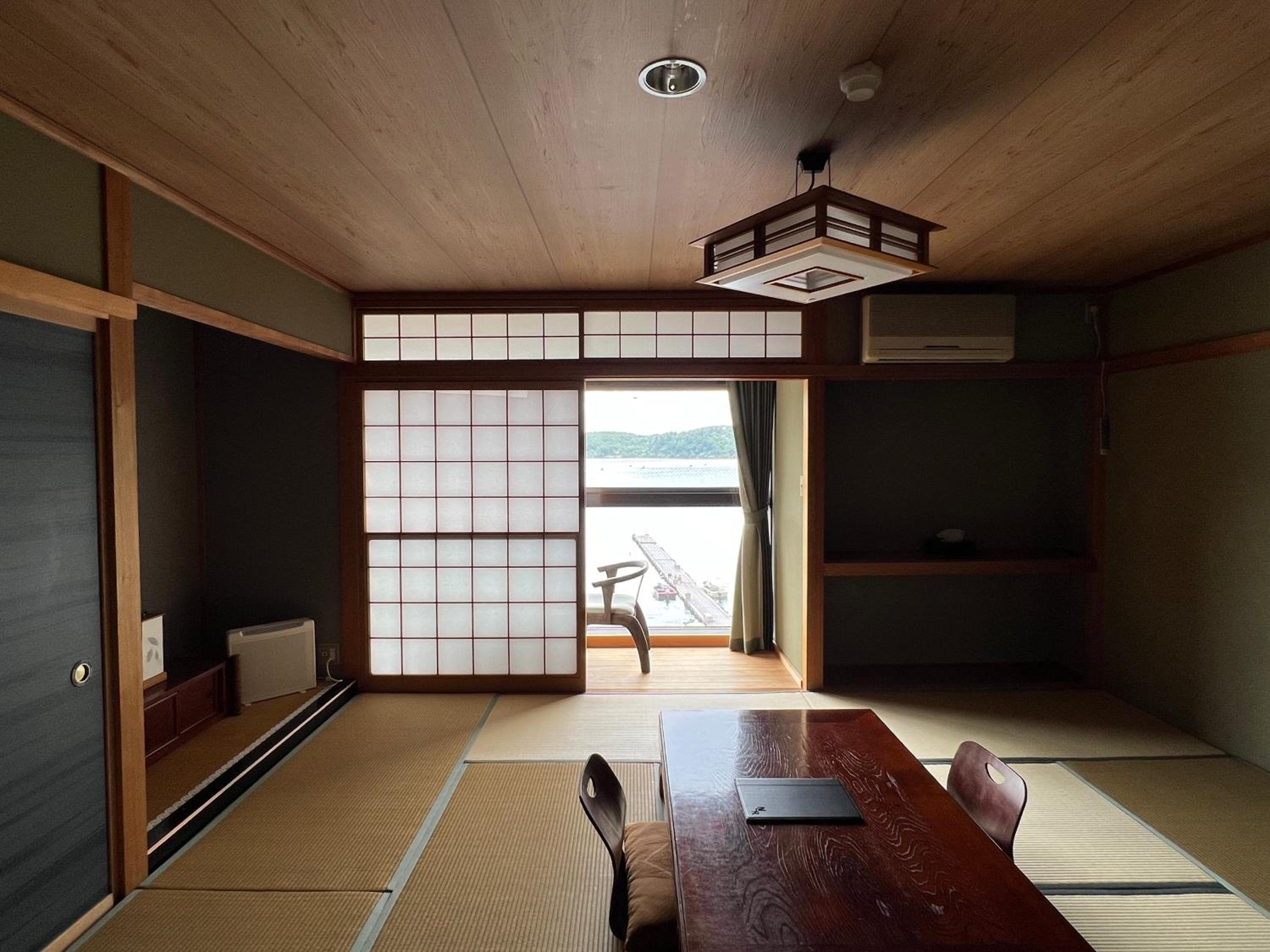 Family Room with Lake View