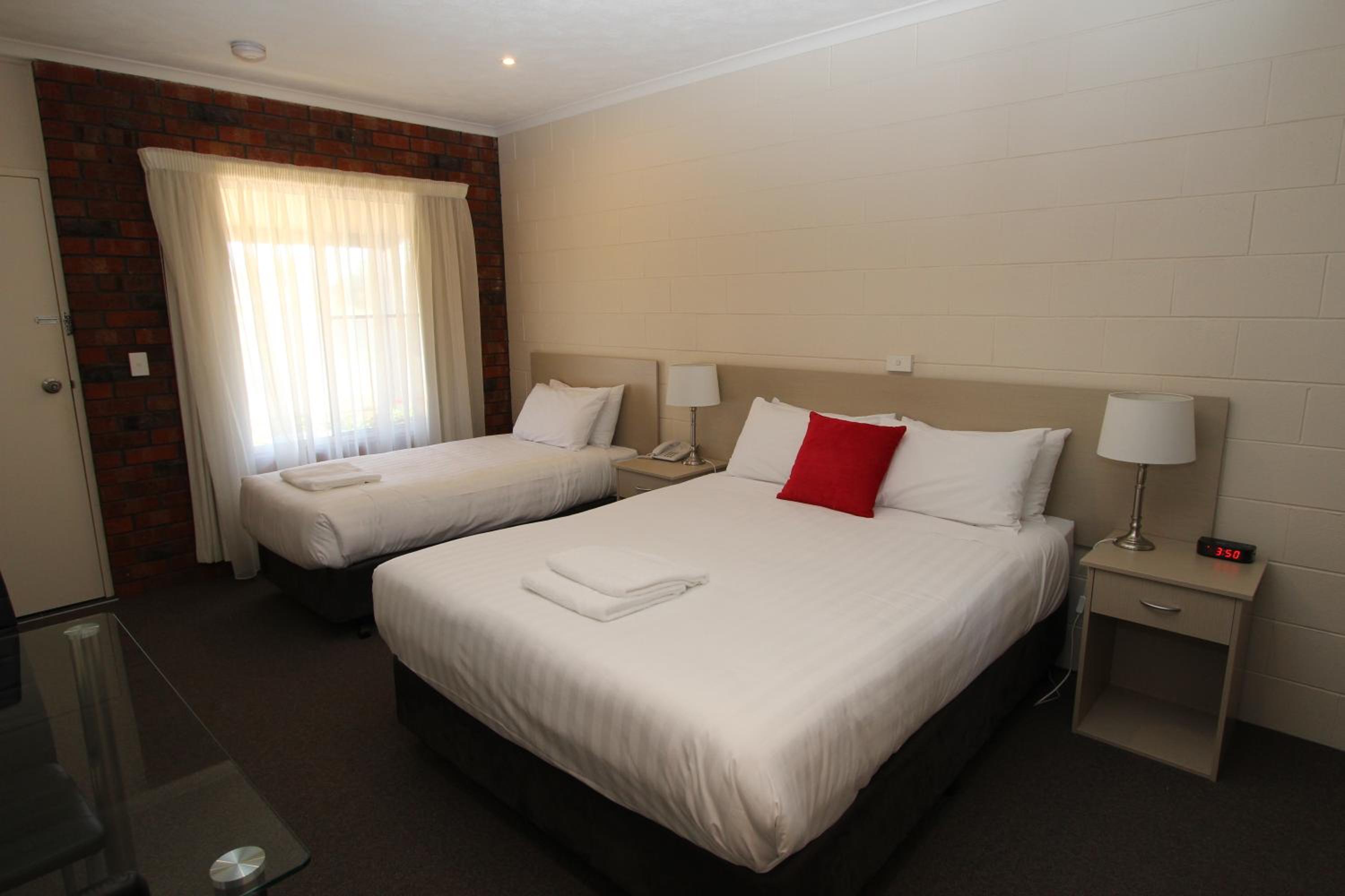 Deluxe Double or Twin Room - Disability Access