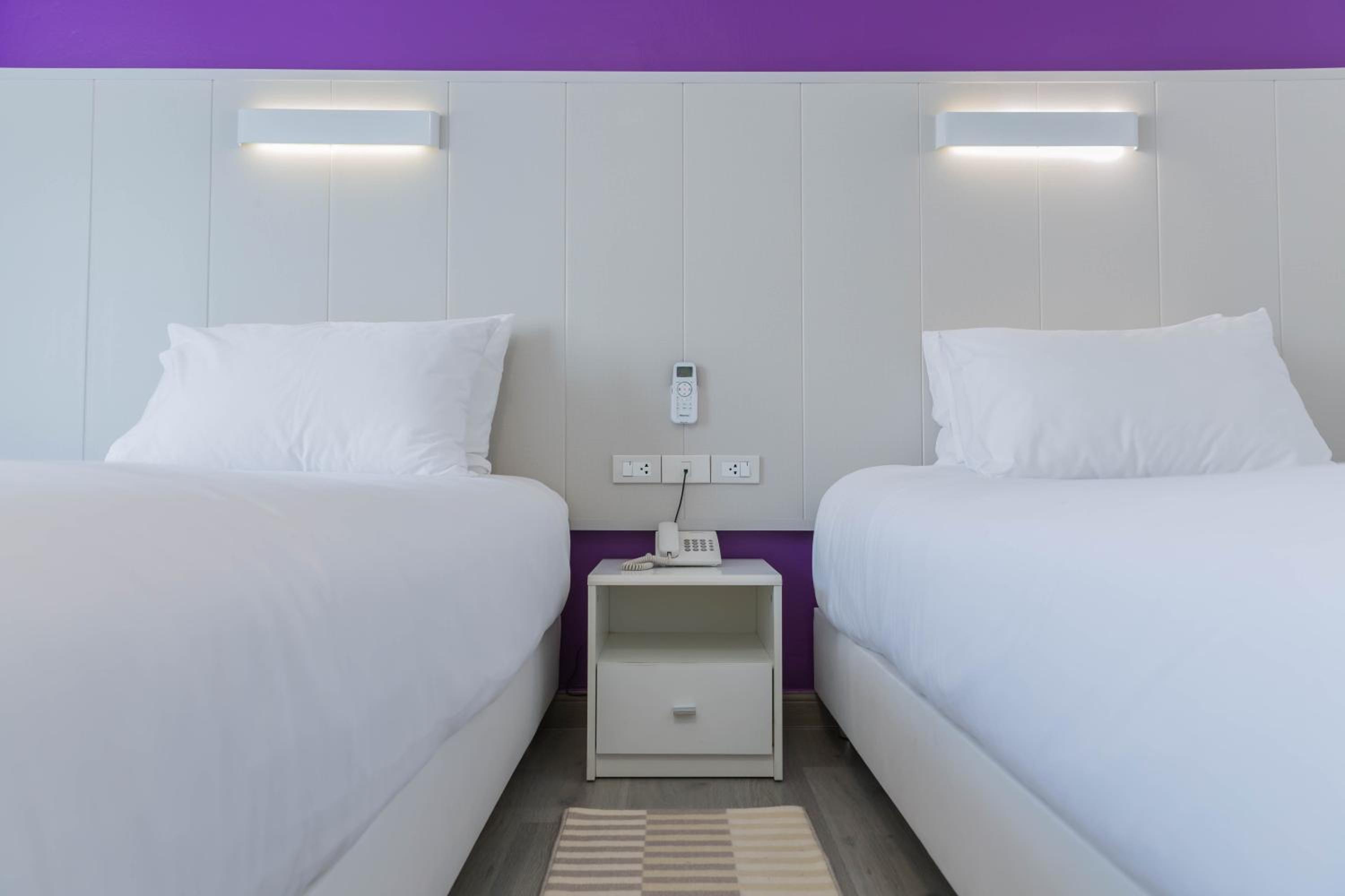 Superior Twin Room South Wing photo 3