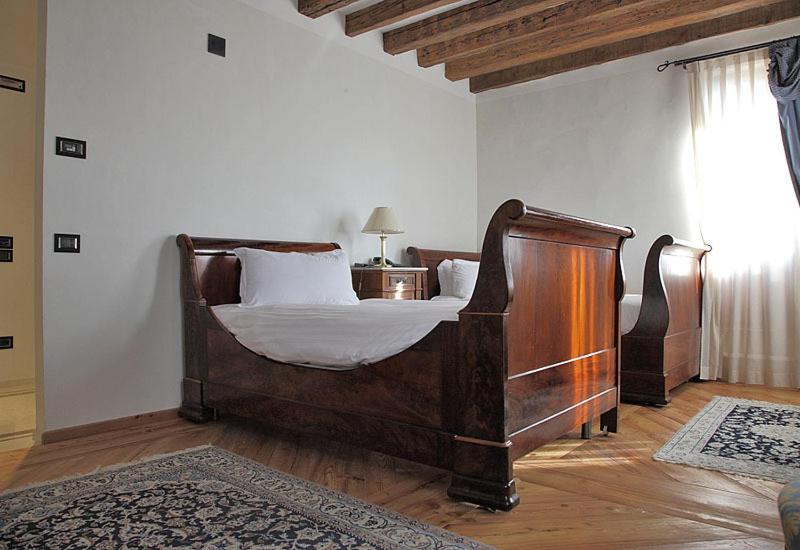 Double or Twin Room - Photo 6