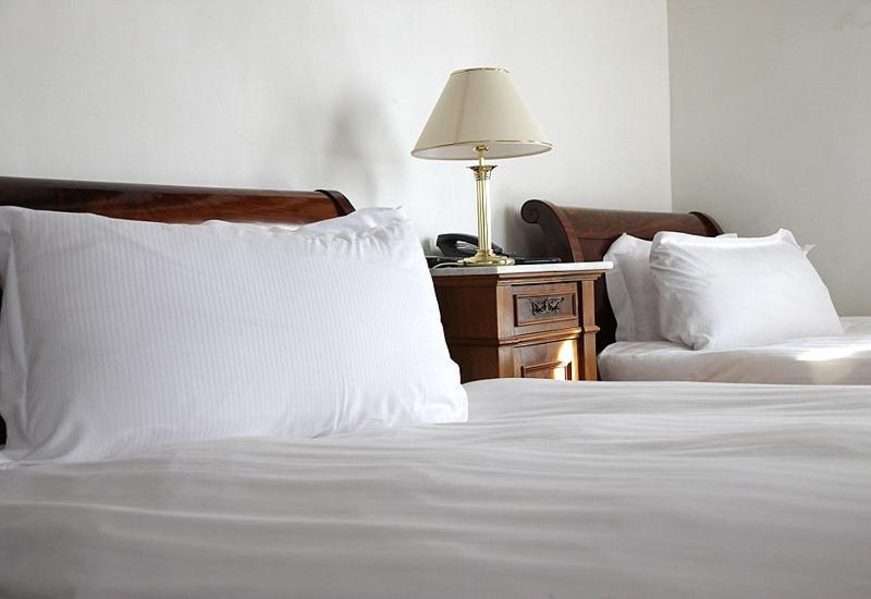 Double or Twin Room - Photo 5