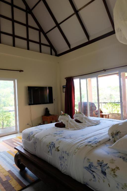 One-Bedroom Villa - Photo 10
