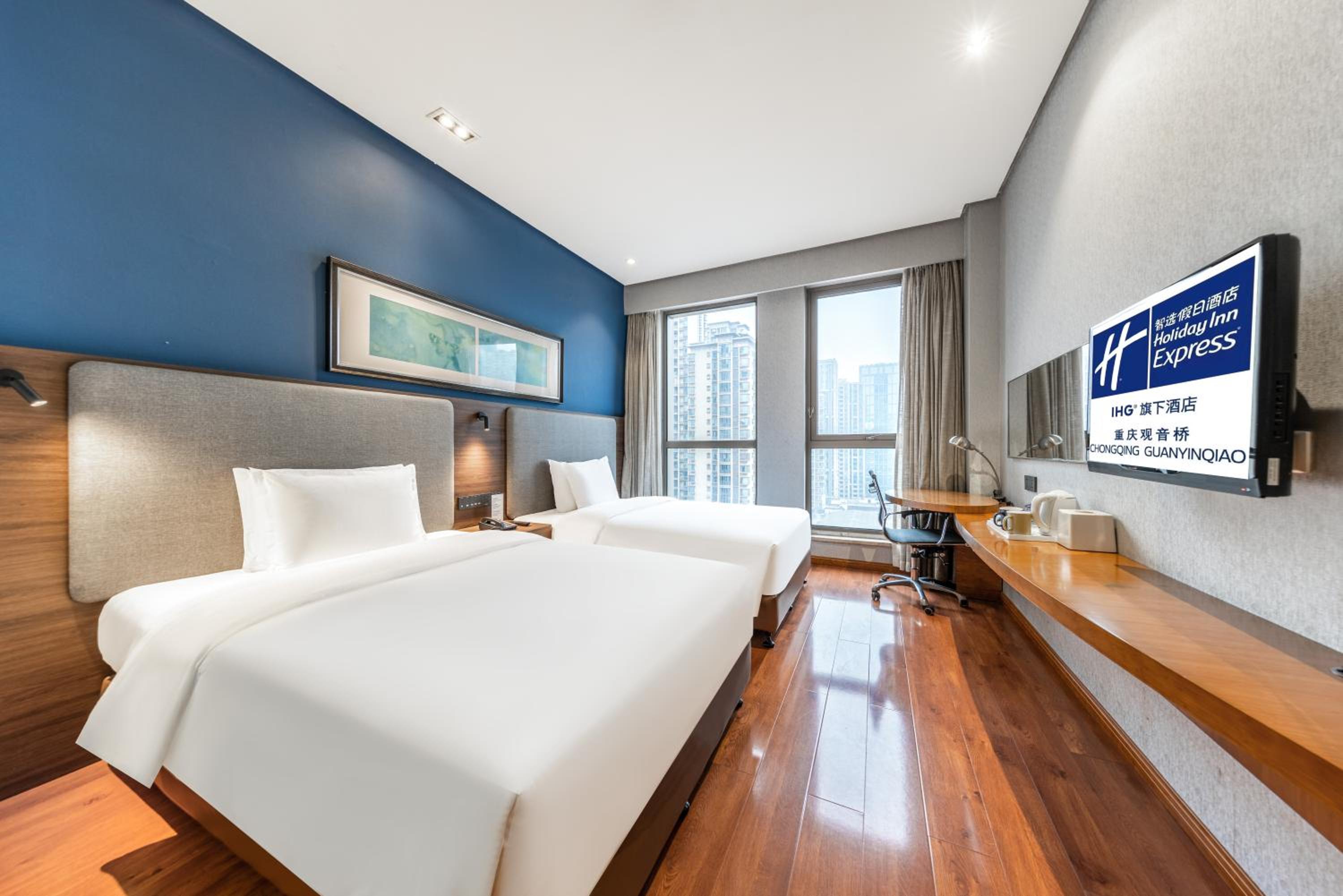 Standard Twin Room - Photo 1
