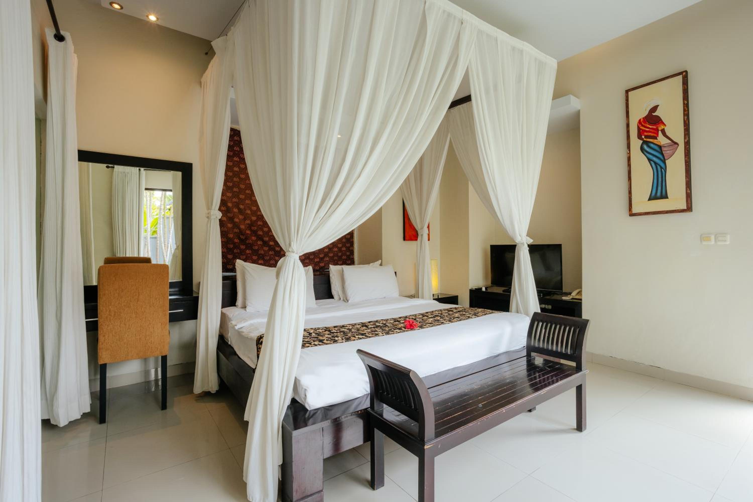 Two-Bedroom Villa with Private Pool - Photo 17