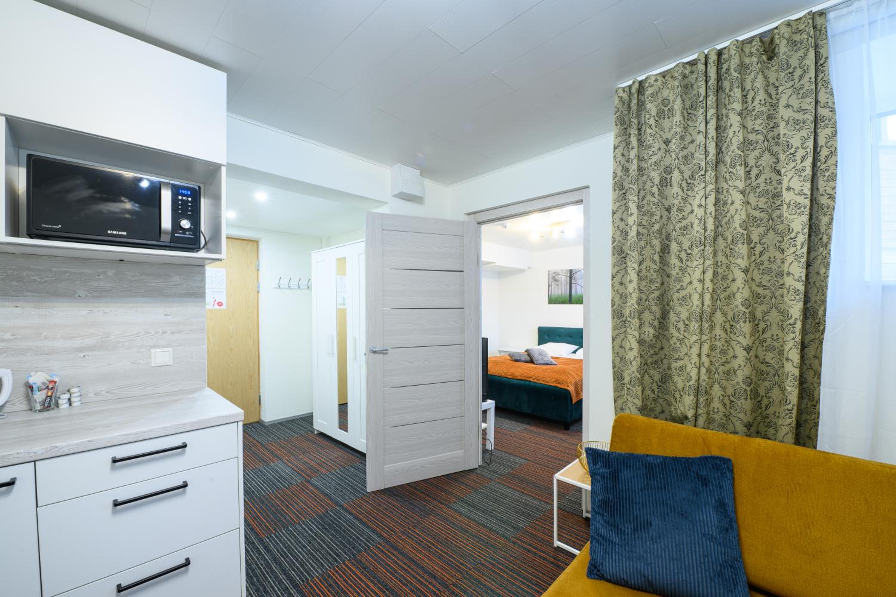 One-Bedroom Apartment
