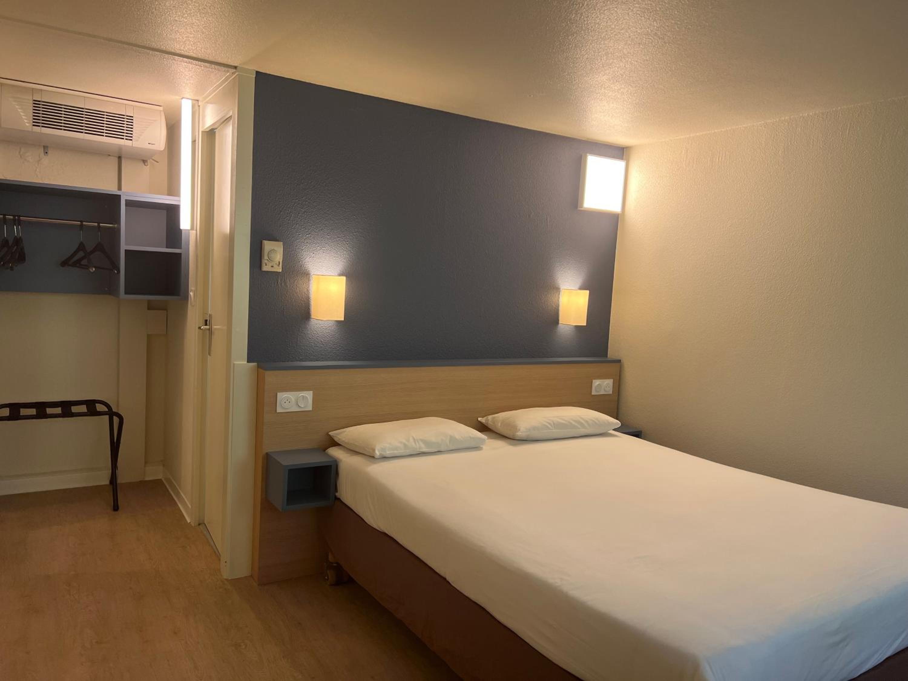 Double Room - Photo 2