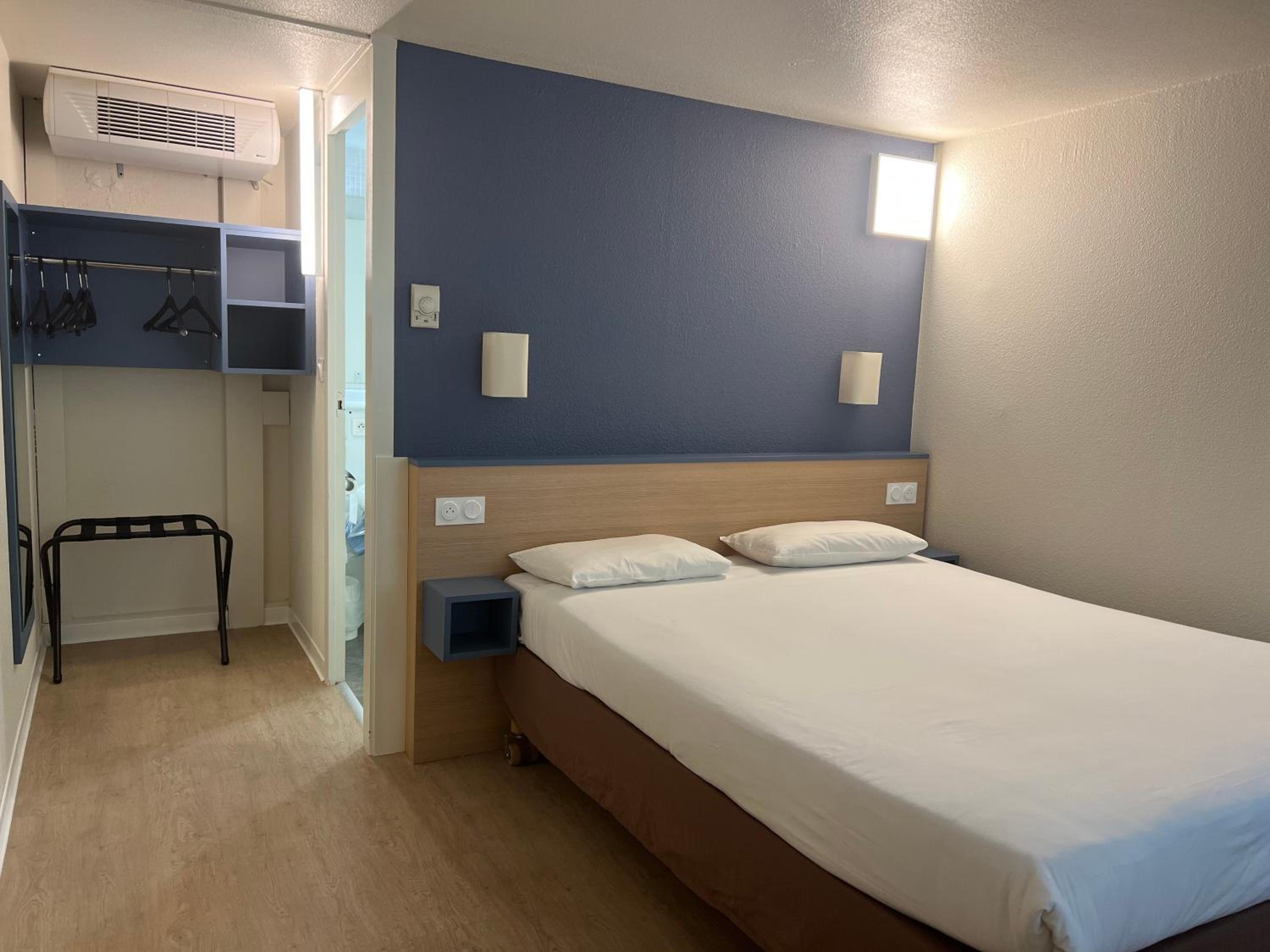Double Room - Photo 3