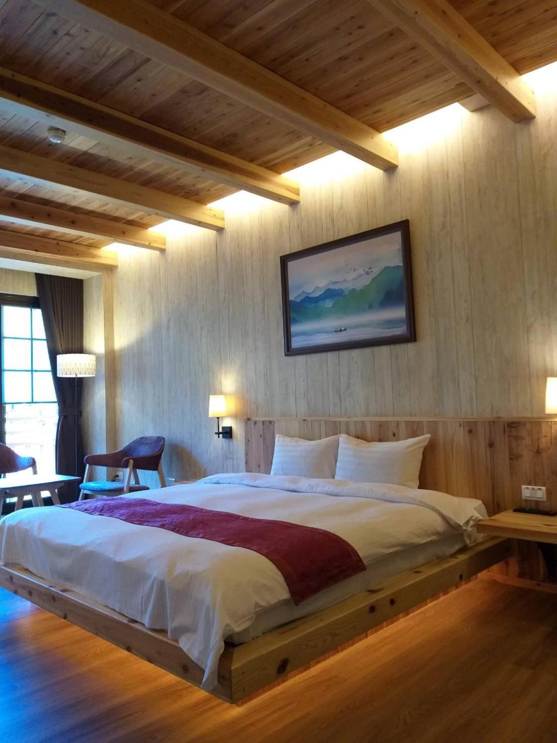 Deluxe Double Room photo 2