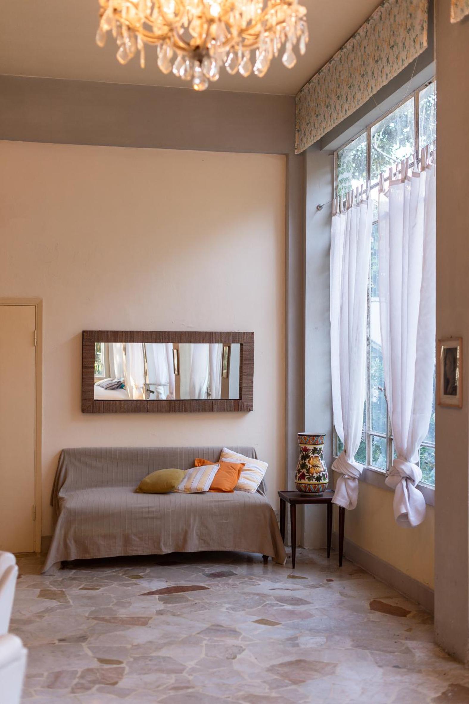 Villa photo 3
