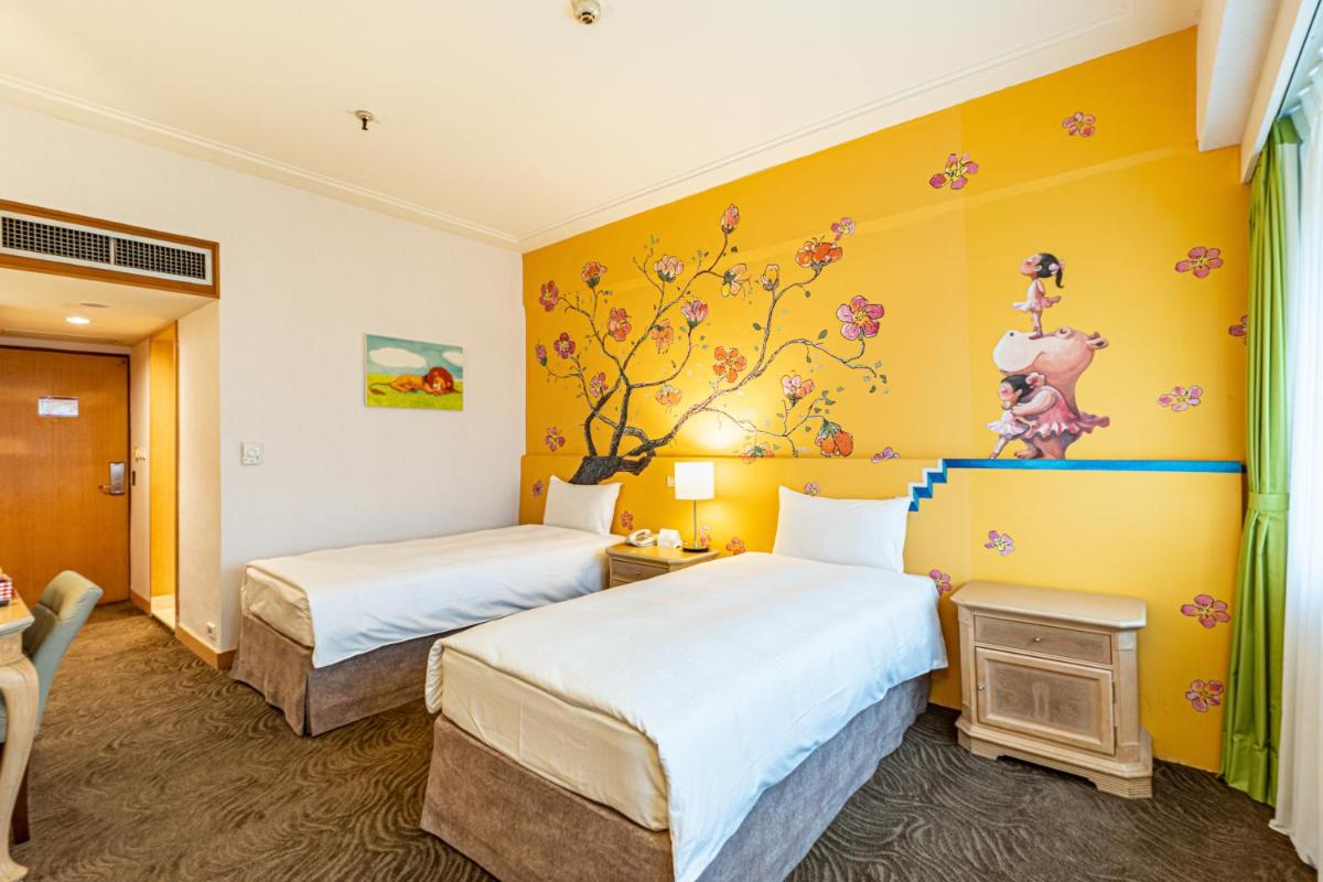 Premier Twin Room photo 1
