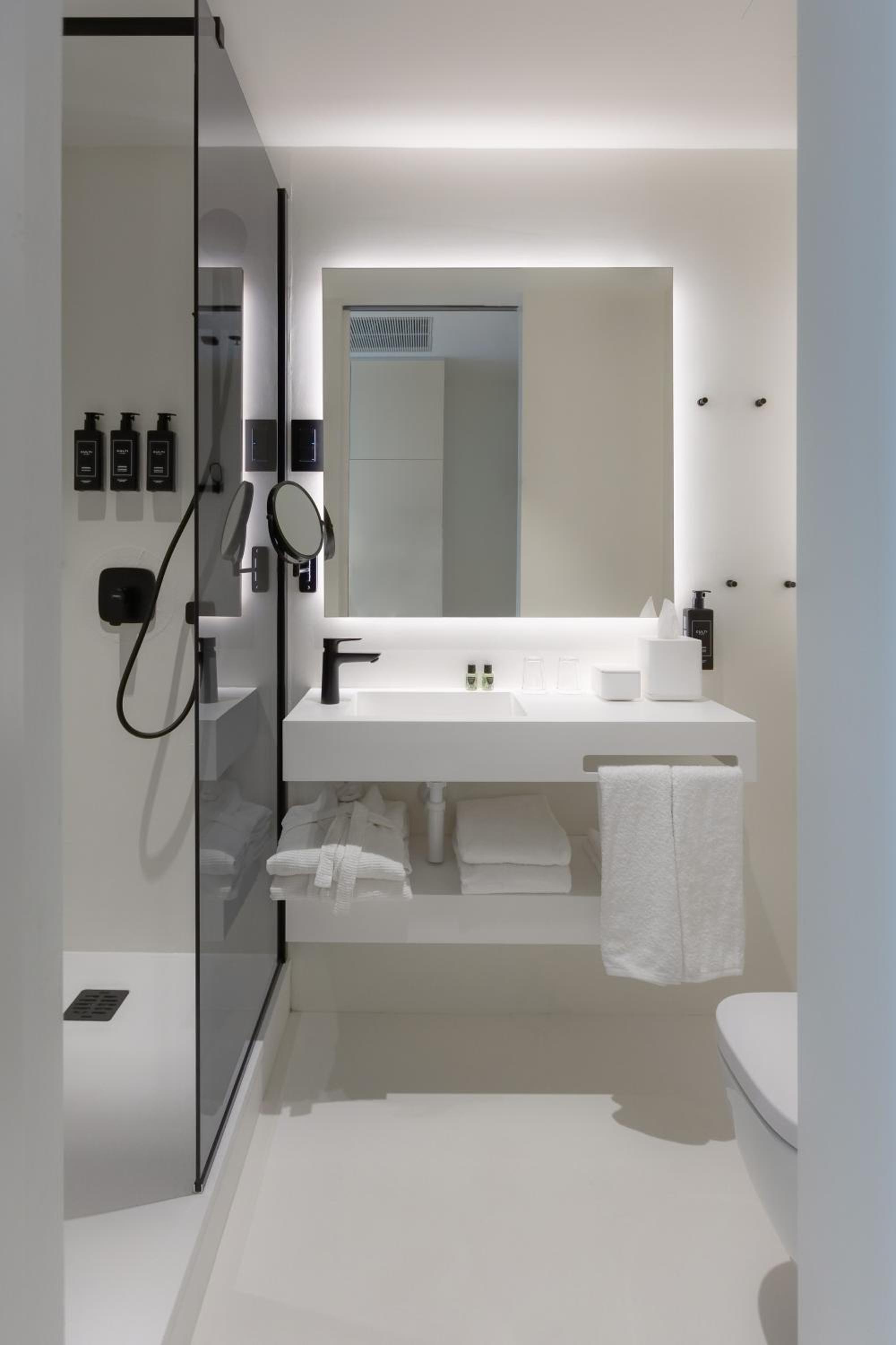 Zonar Spacebath Room - Photo 8