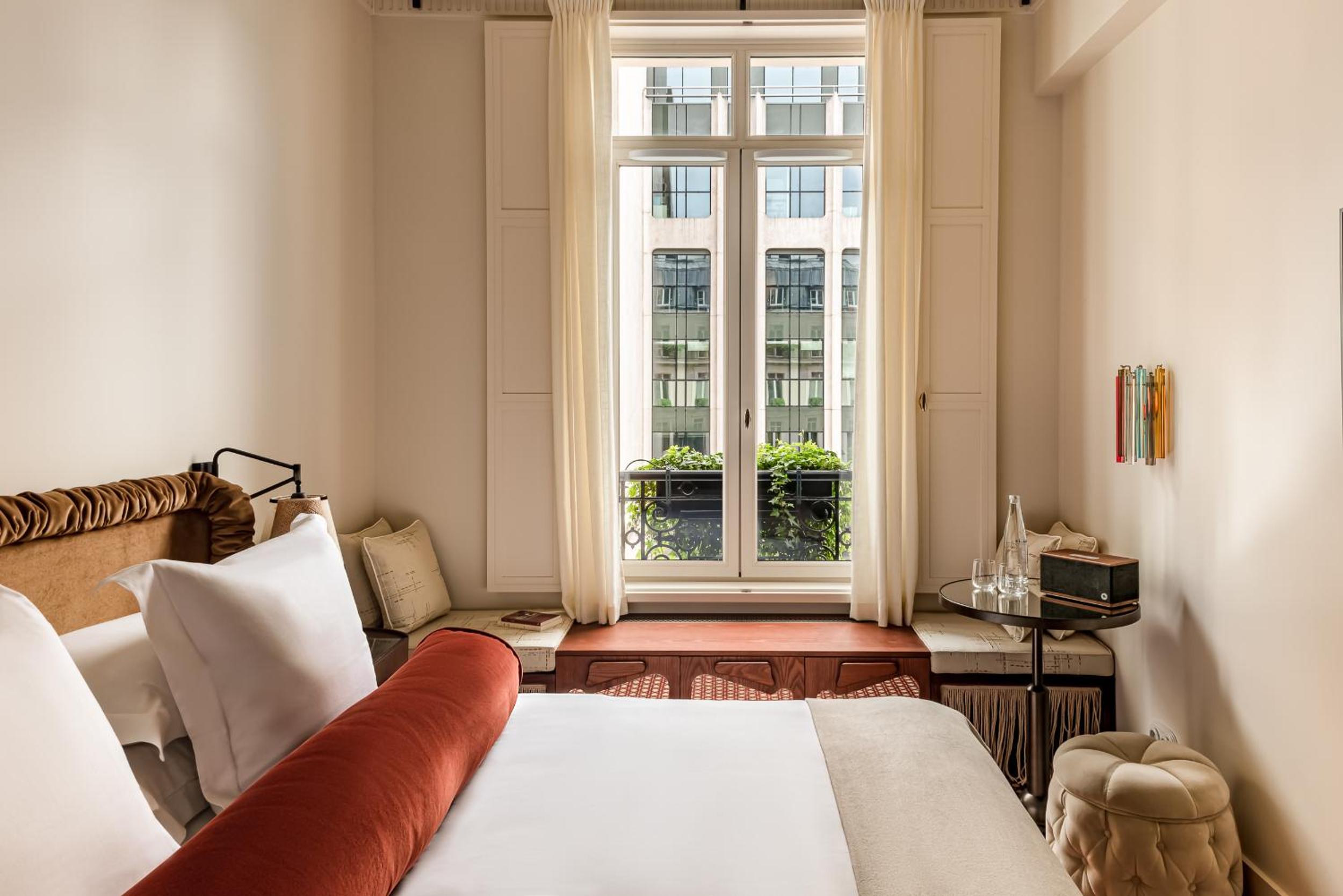 Superior Family Room