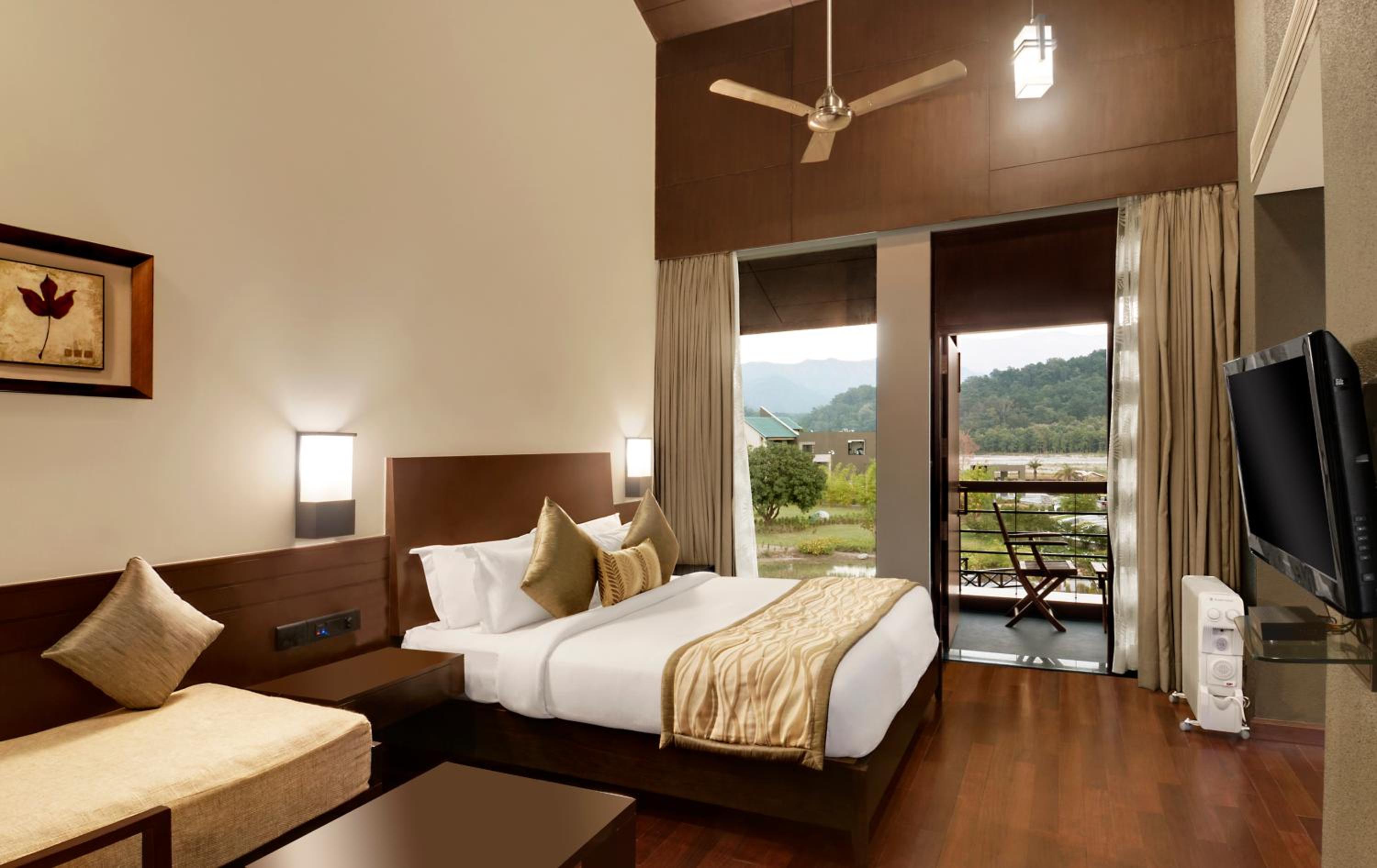 Superior Room with Garden View photo 2