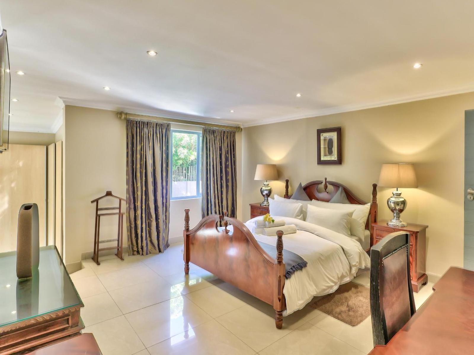 Queen Room - Photo 9