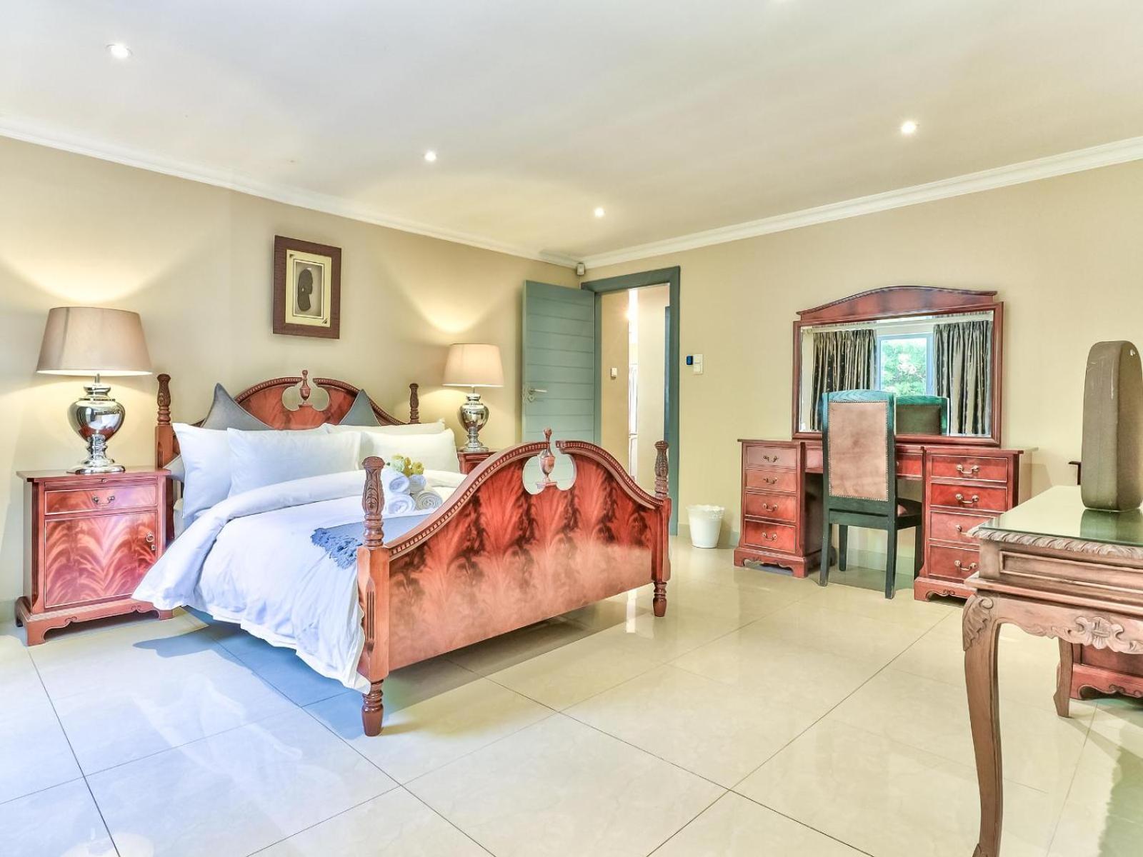 Queen Room - Photo 8