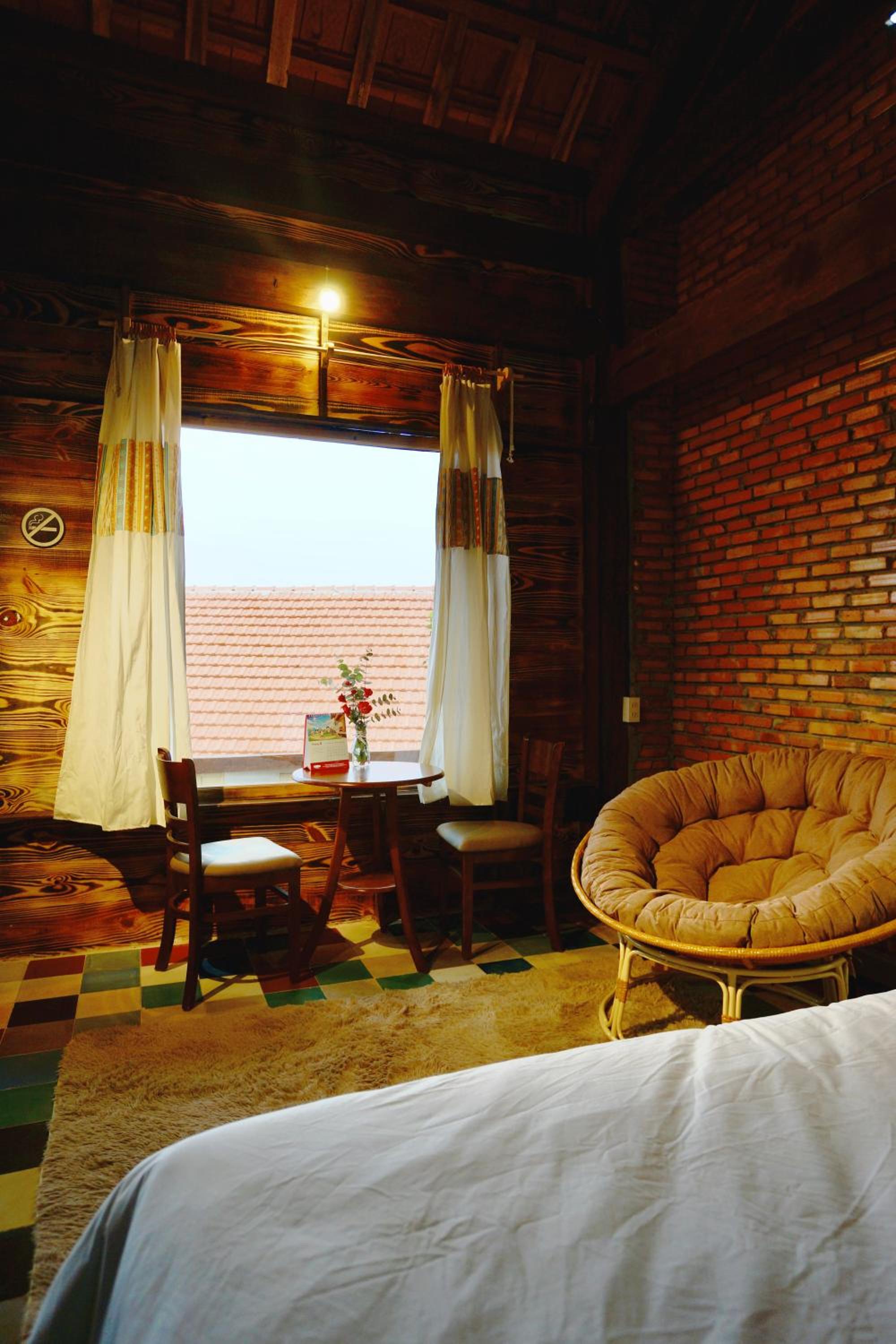 Deluxe Double Room With Bath photo 3