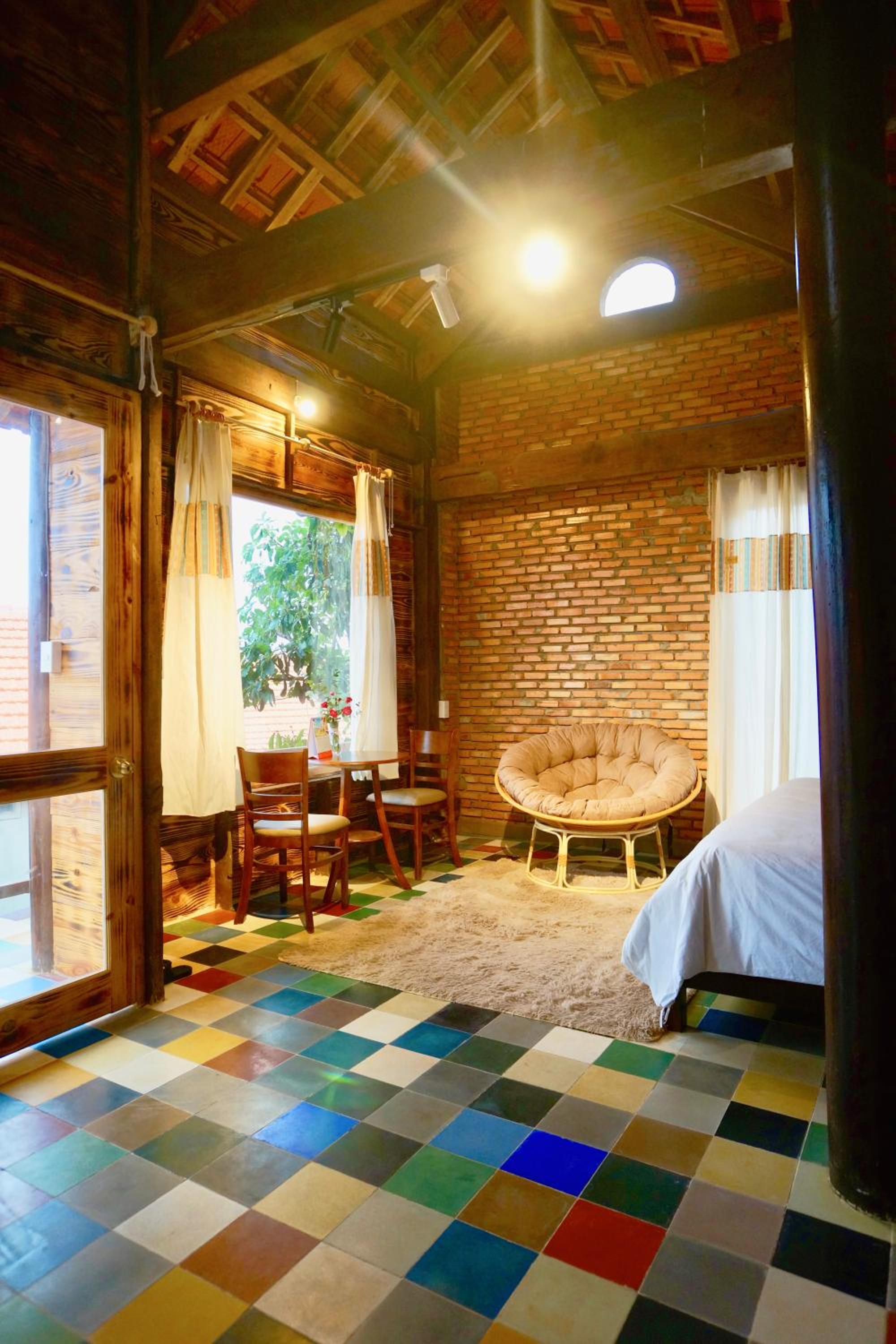 Deluxe Double Room With Bath photo 2