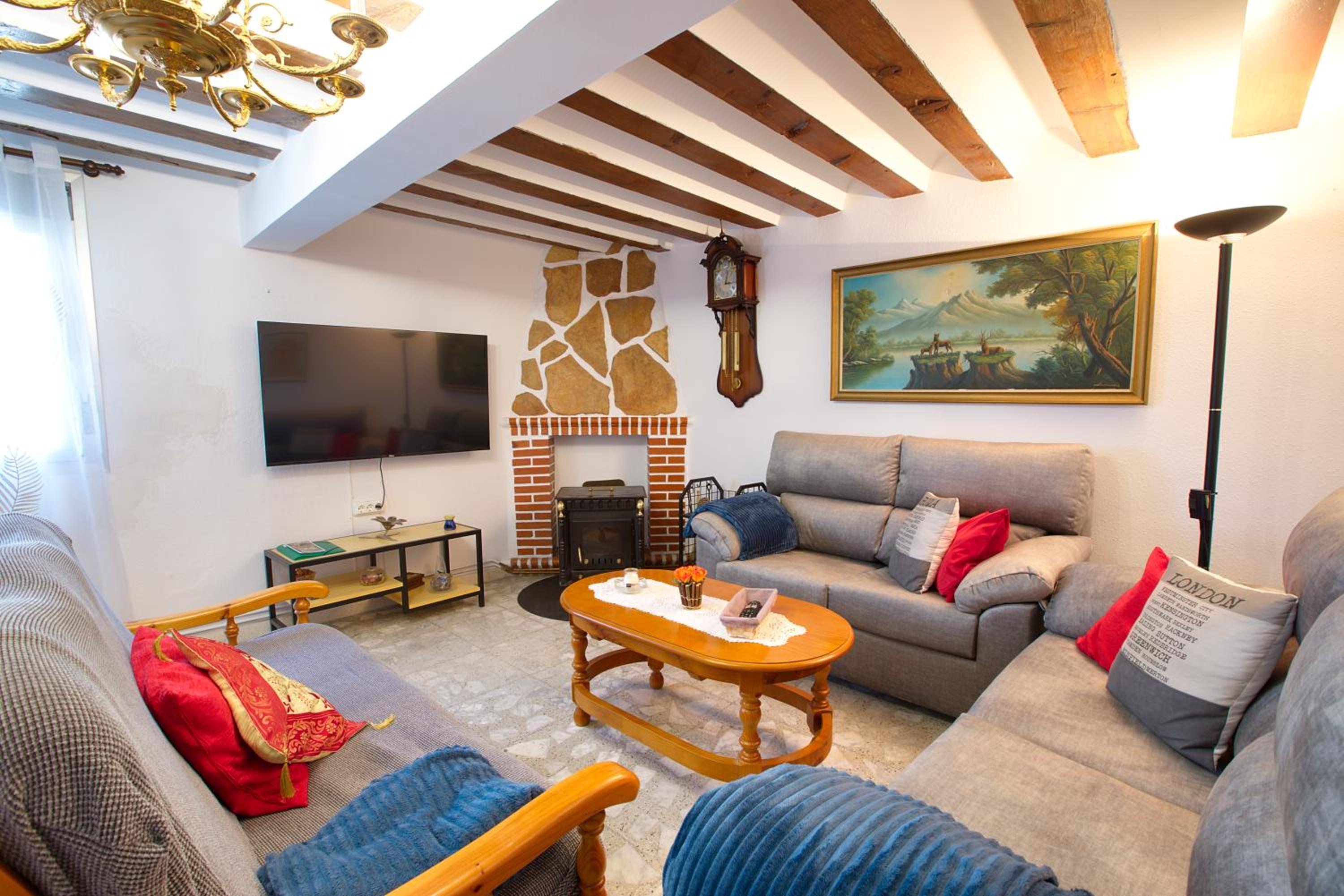 Casa de cuatro habitaciones