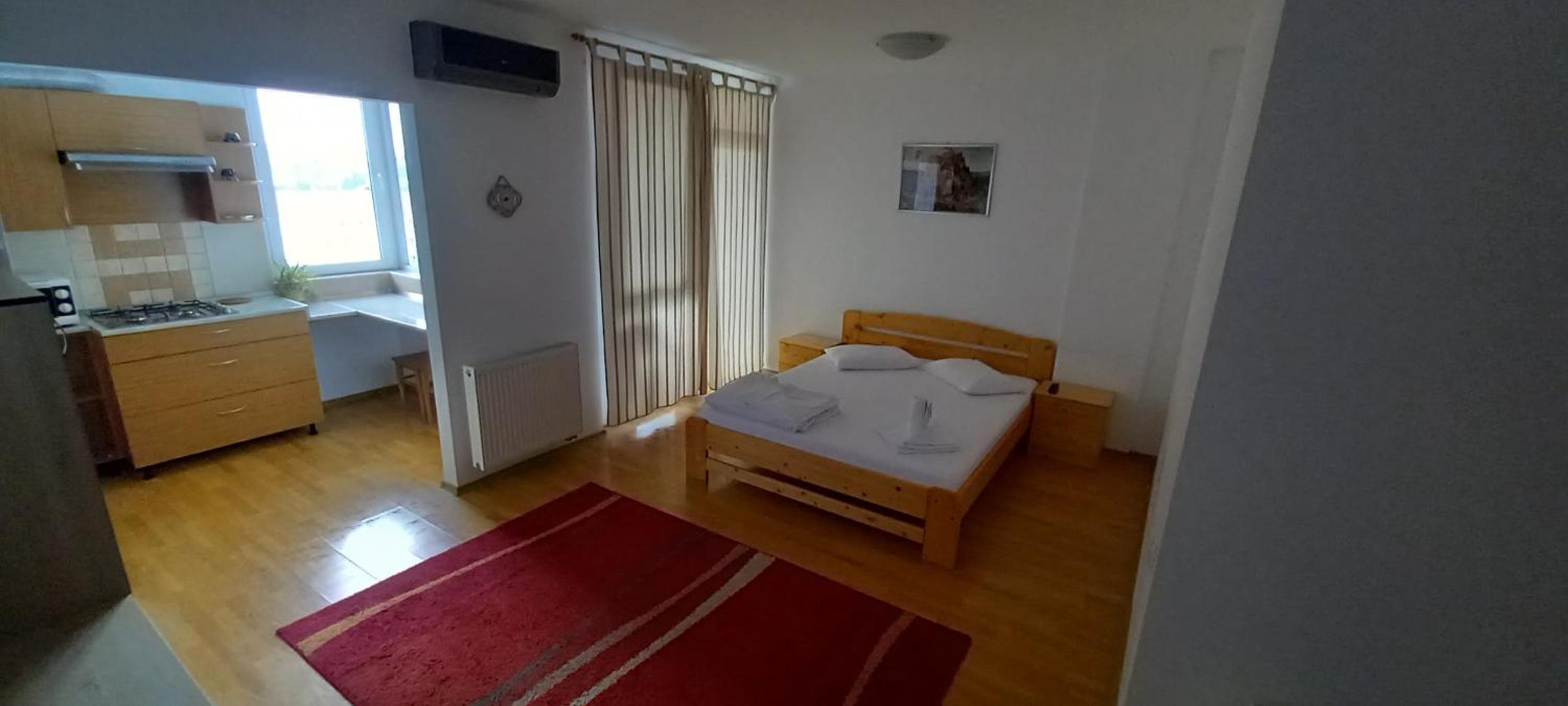 One-Bedroom Apartment - Photo 15