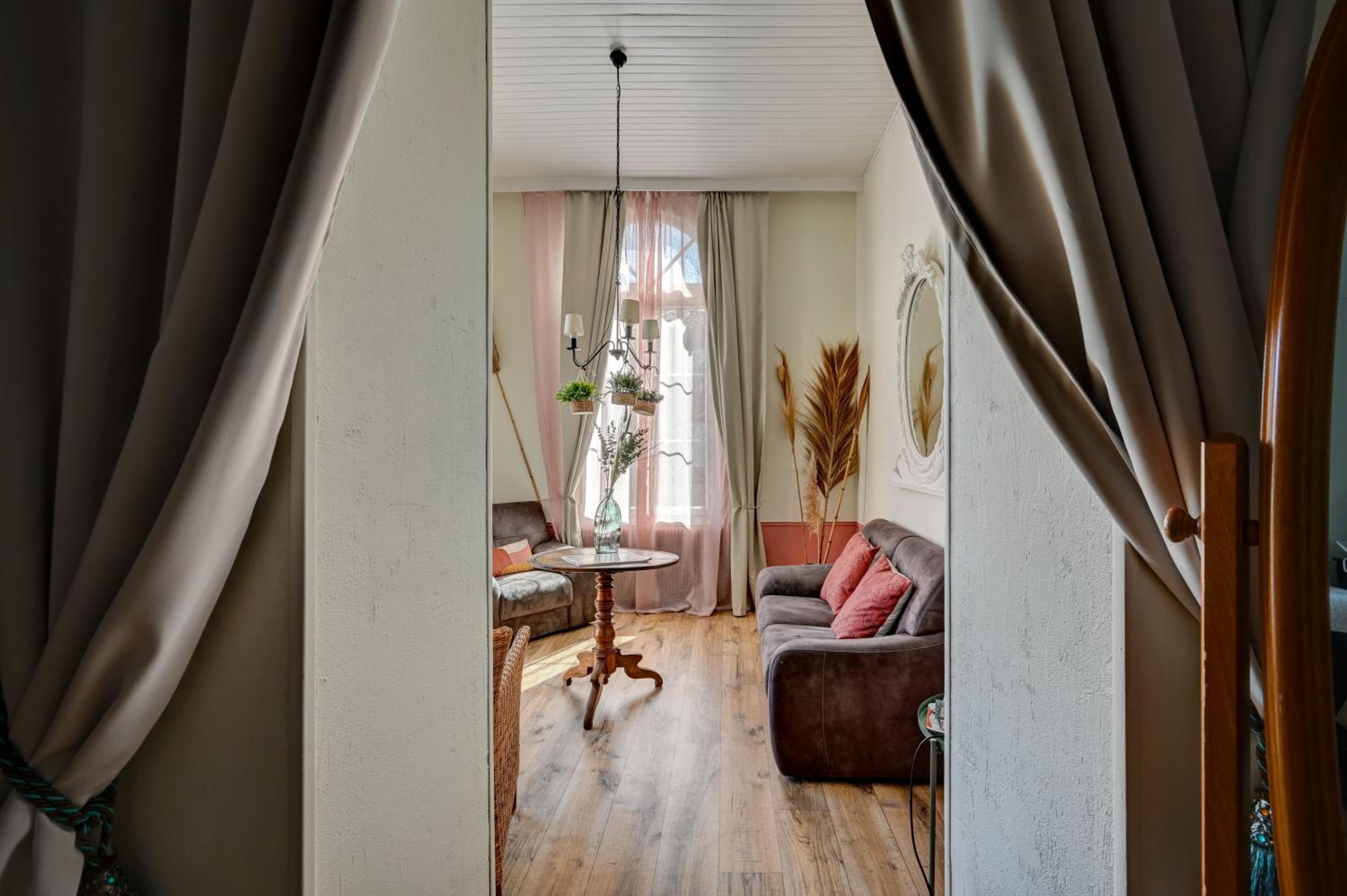 Junior Suite with Terrace - Photo 14