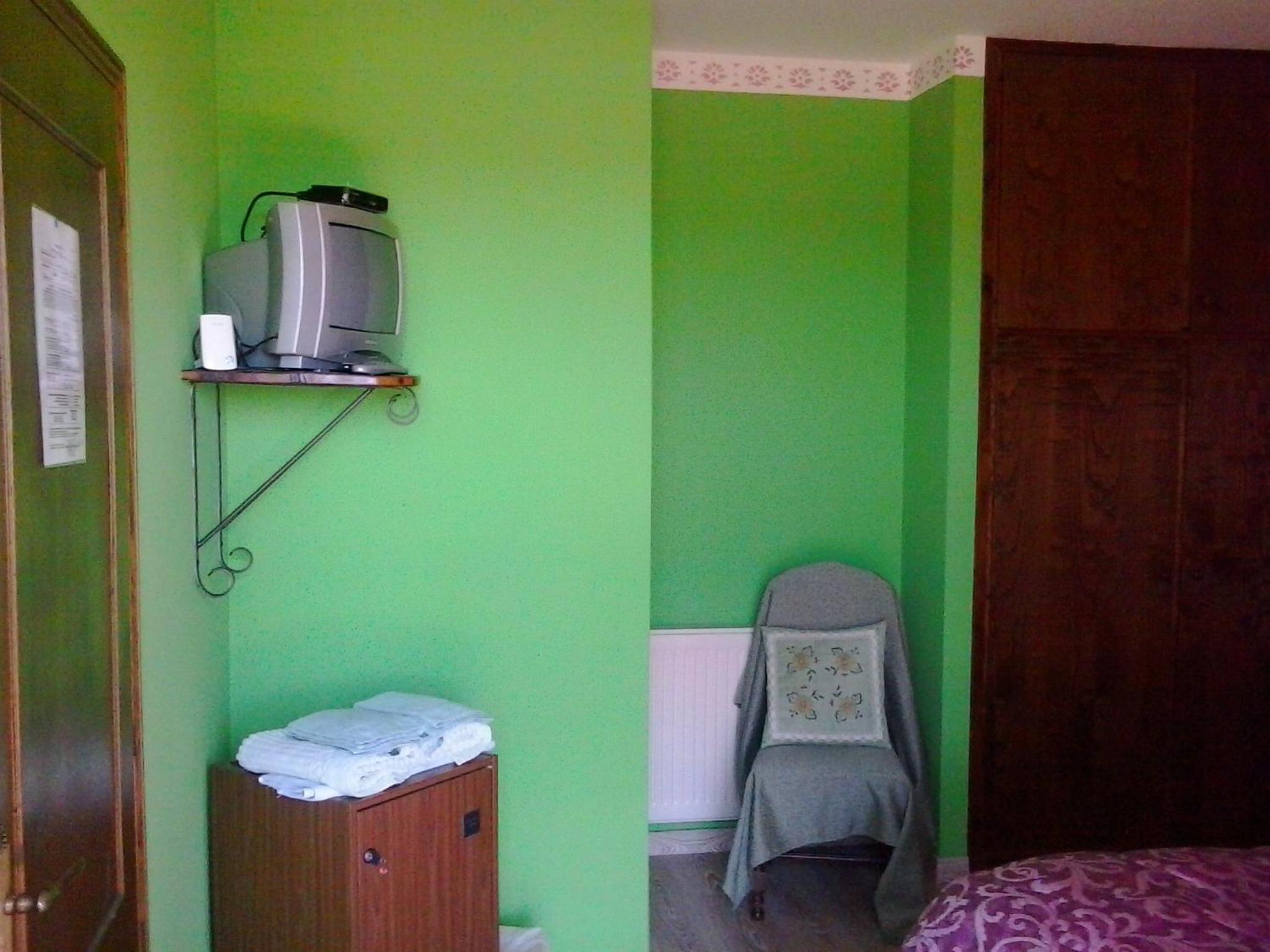 Double Room - Photo 11