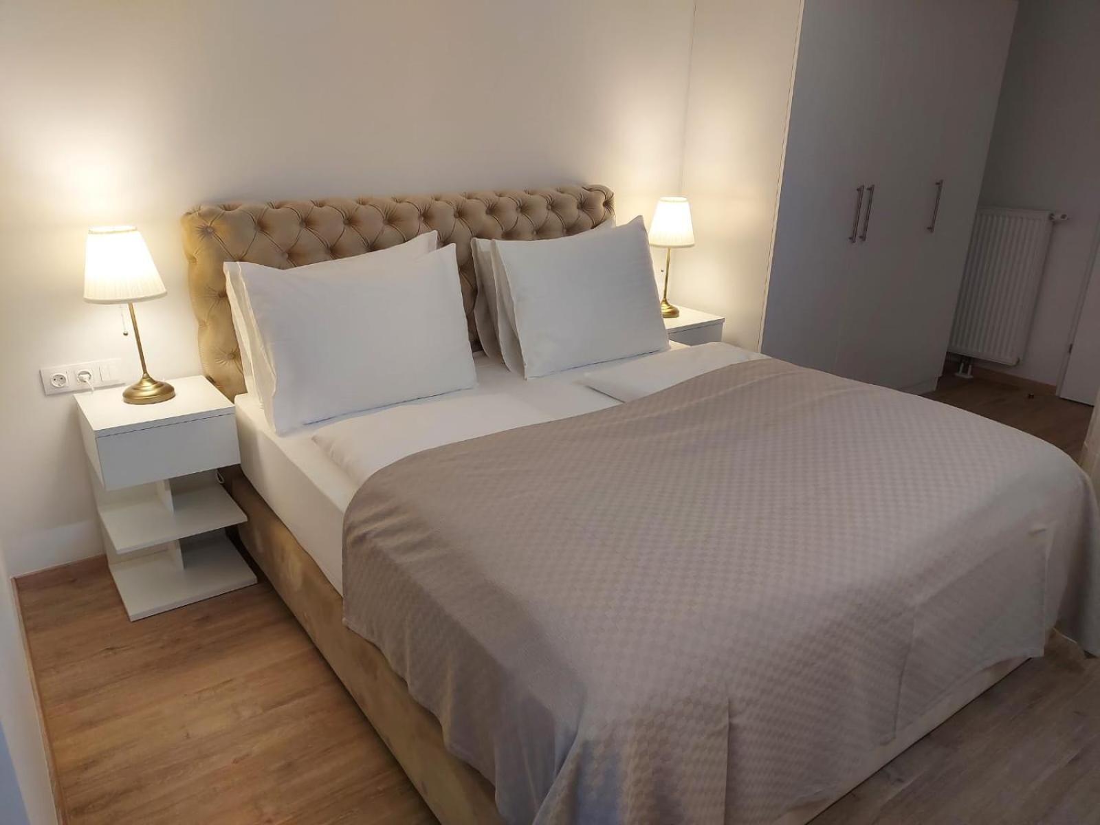 Large Double Room