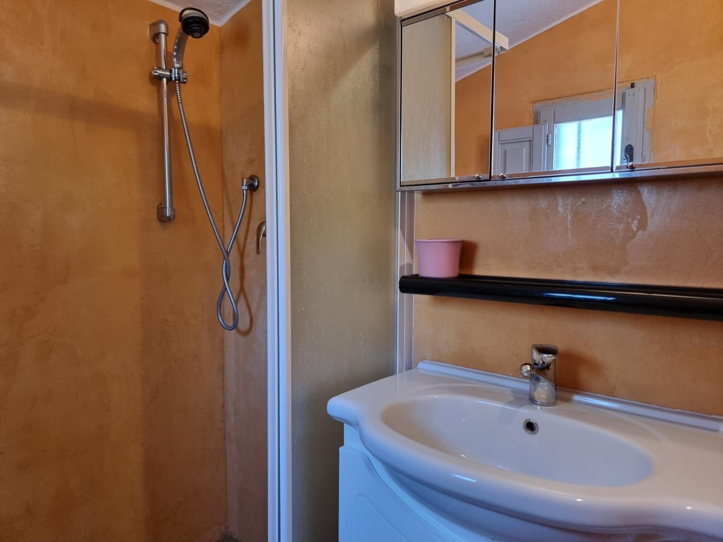 Two-Bedroom House photo 3