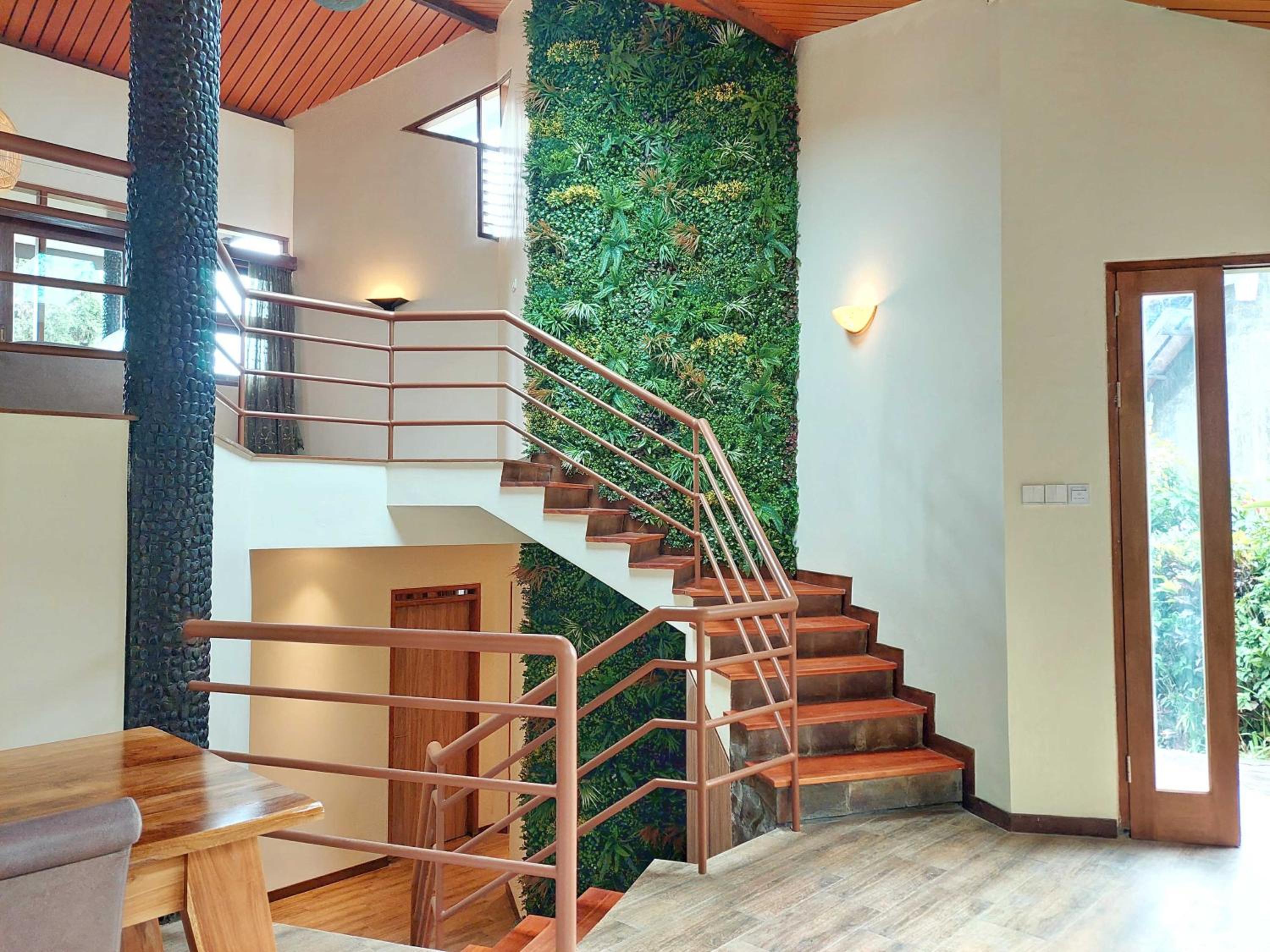 Four-Bedroom House photo 2