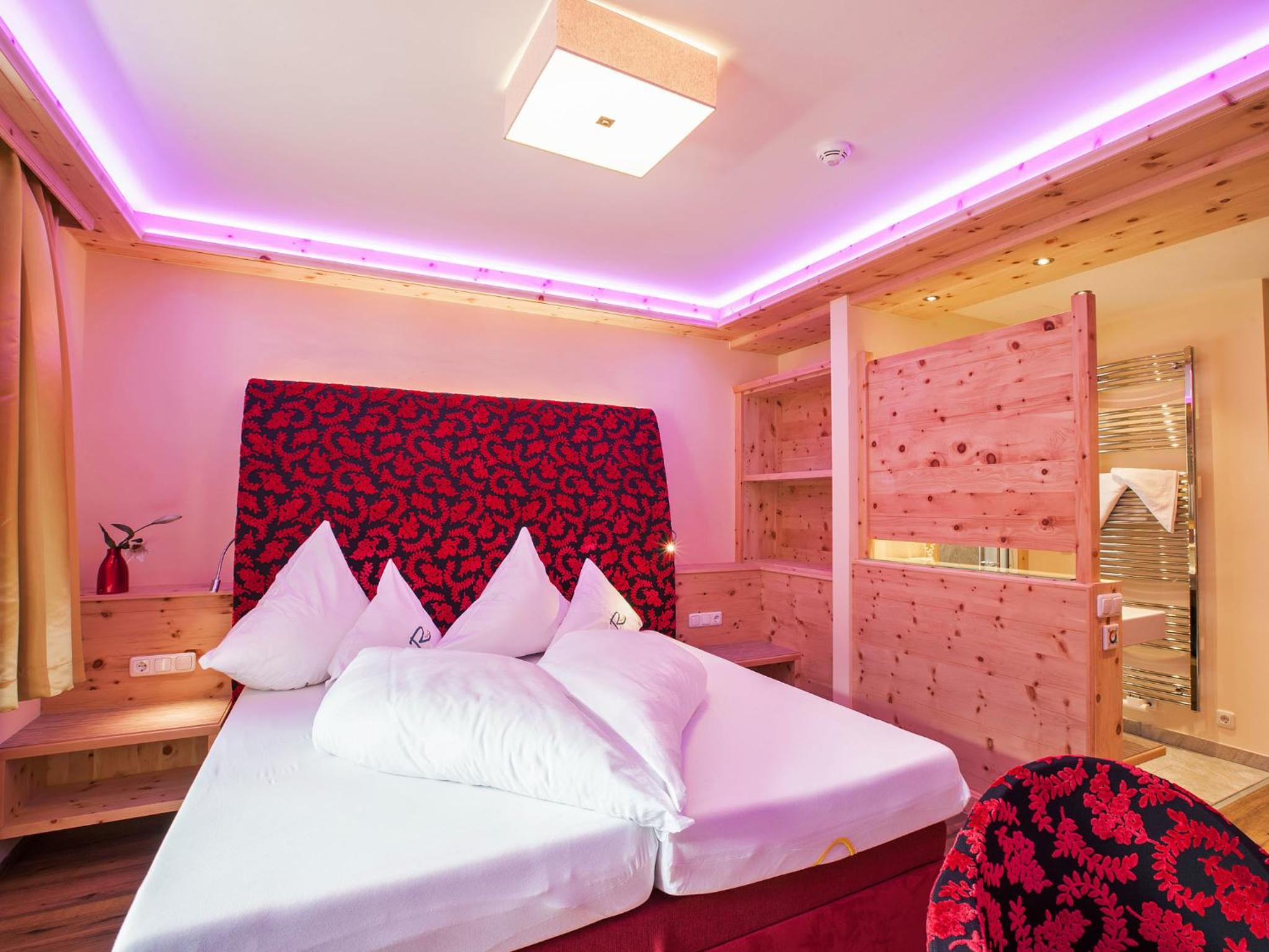 Deluxe Double Room - Photo 6