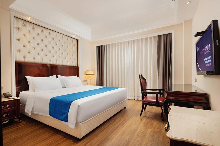 Premium Deluxe Suite photo 1