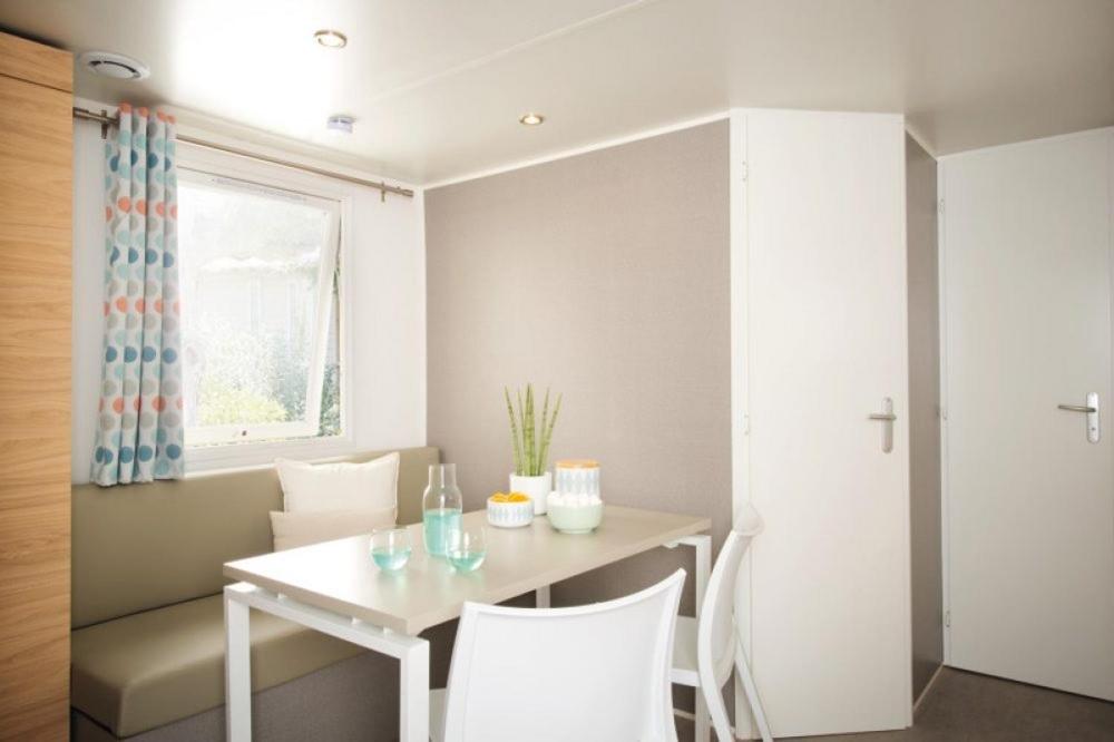 Mobile Home photo 1