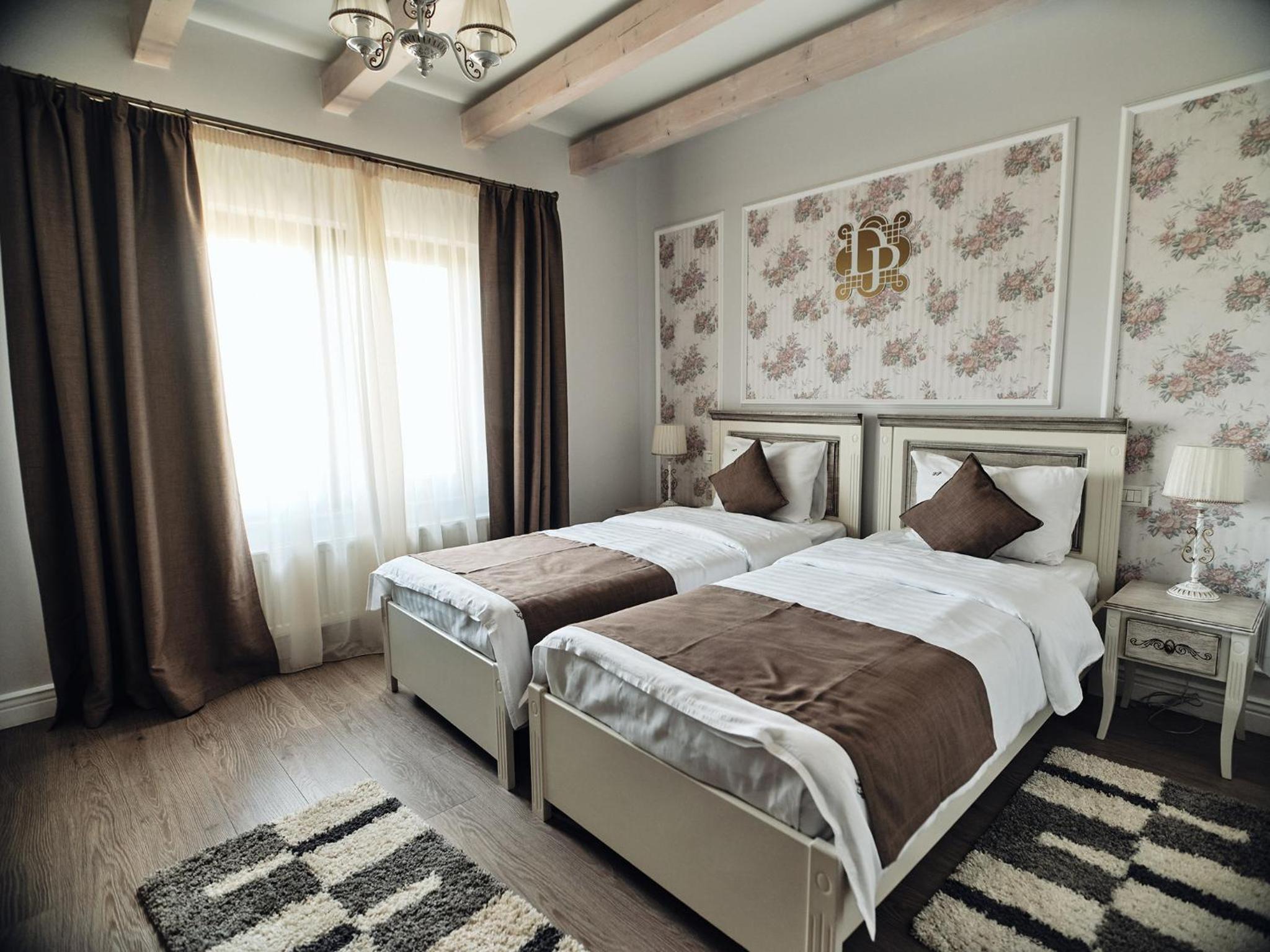 Standard Twin Room photo 2