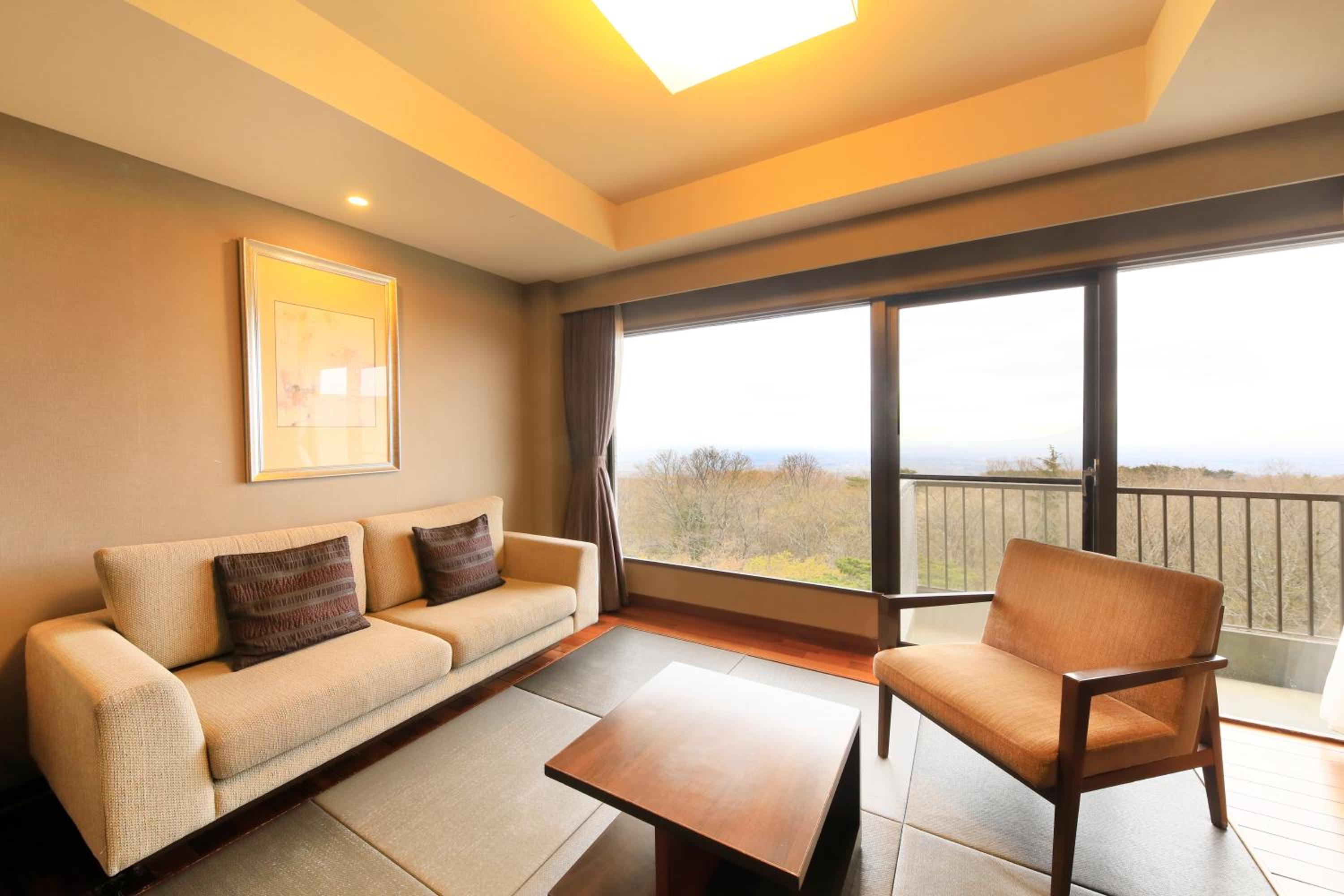 Deluxe Twin Room - Photo 2
