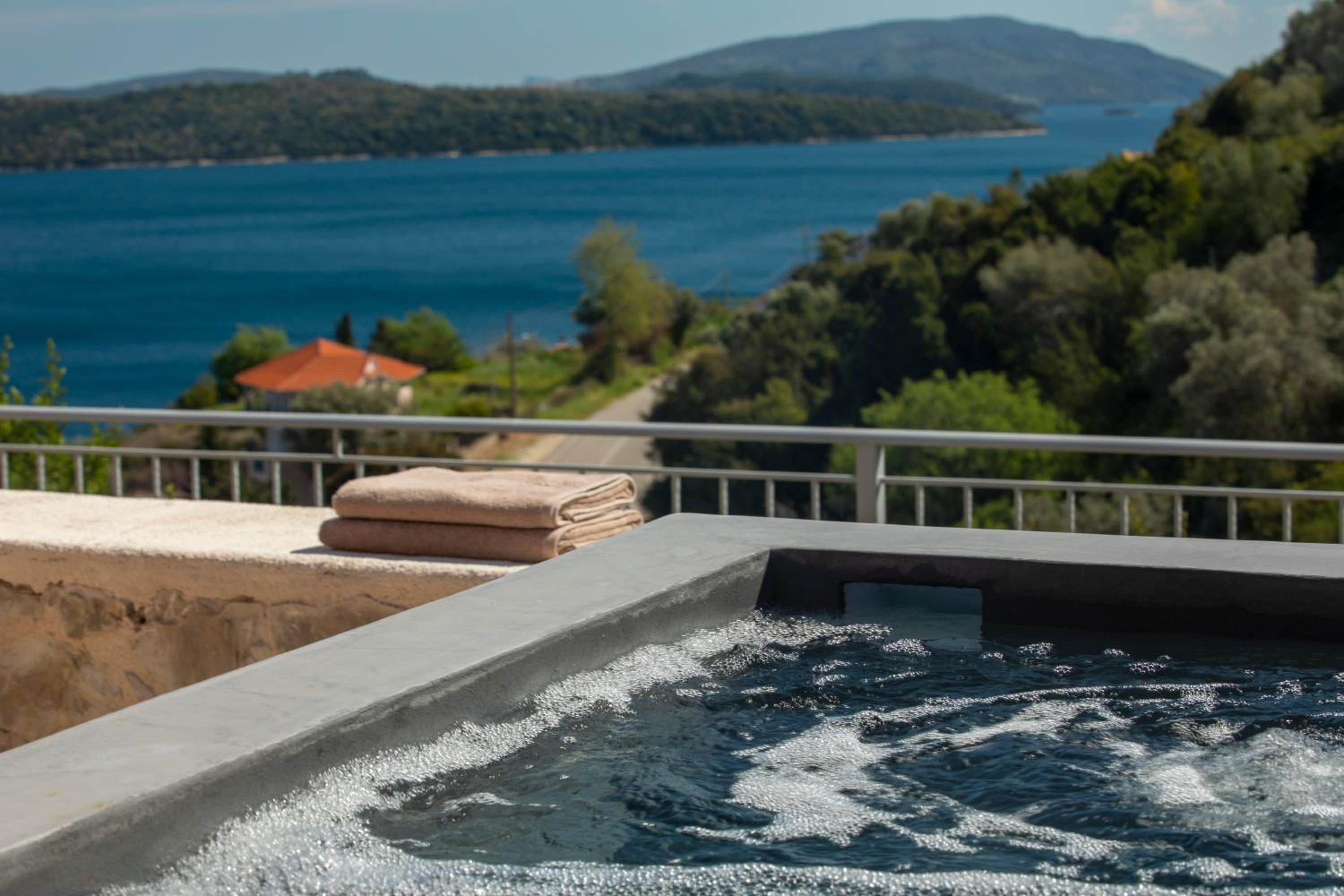 Superior Suite with Outdoor Hot Tub and Sea View