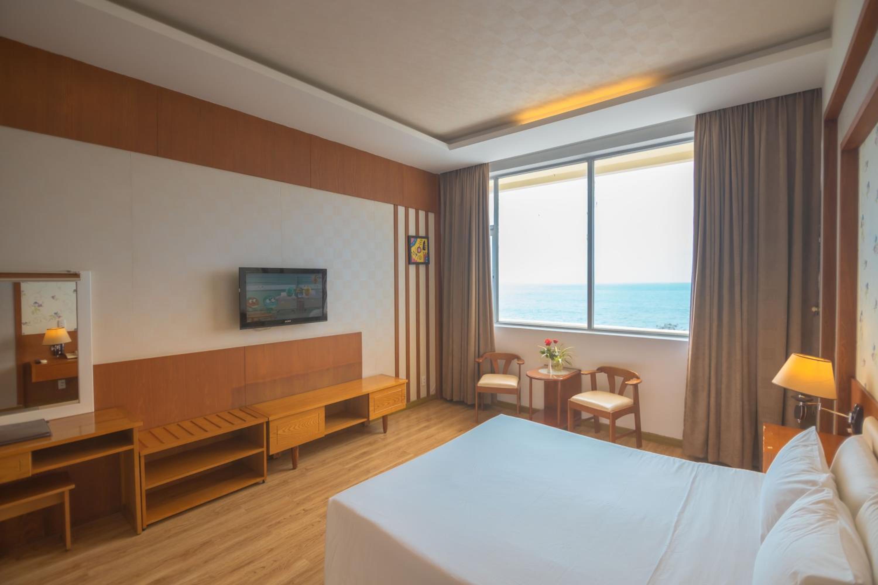 Superior Twin Room with Sea View photo 3