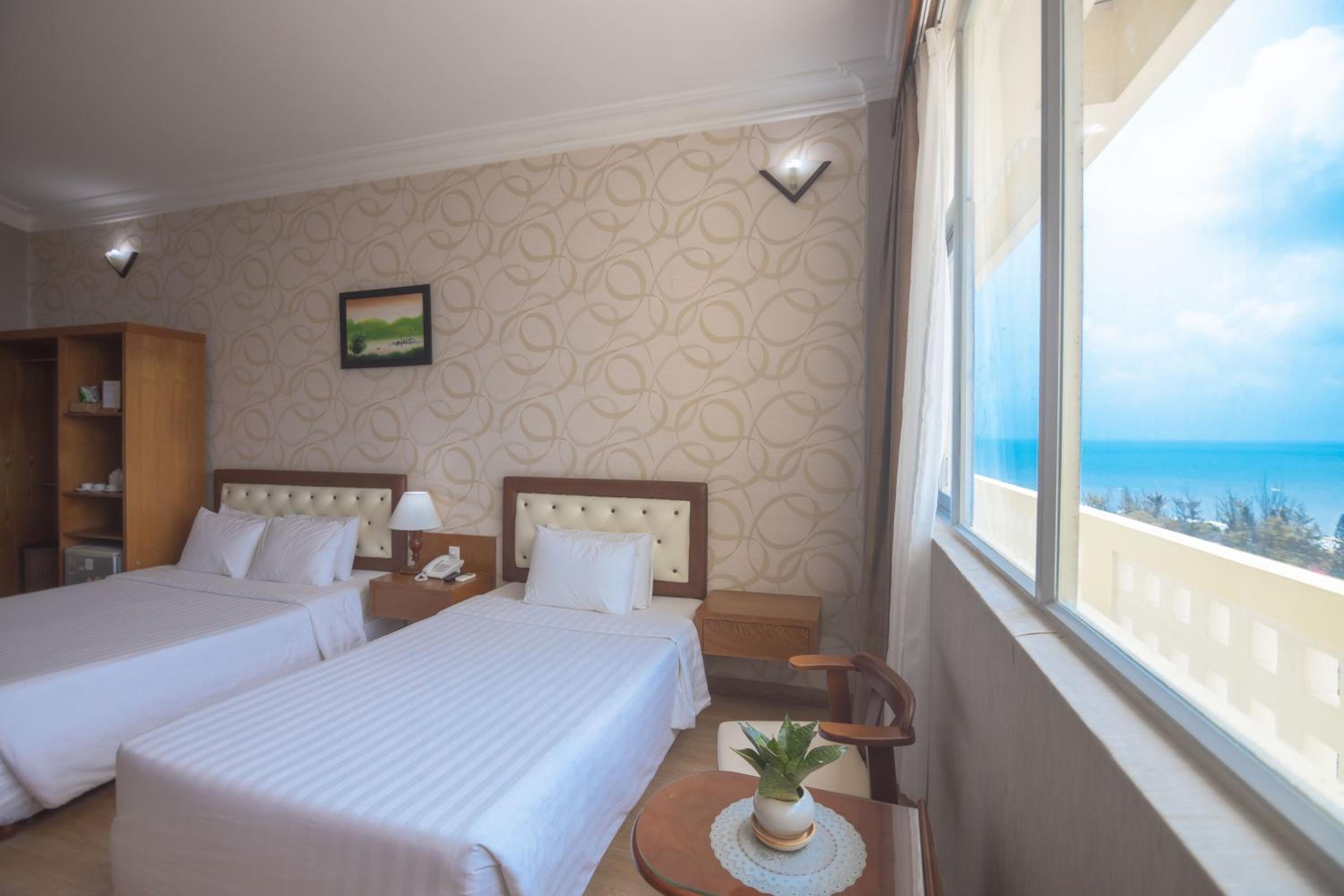 Triple Room with City View photo 2