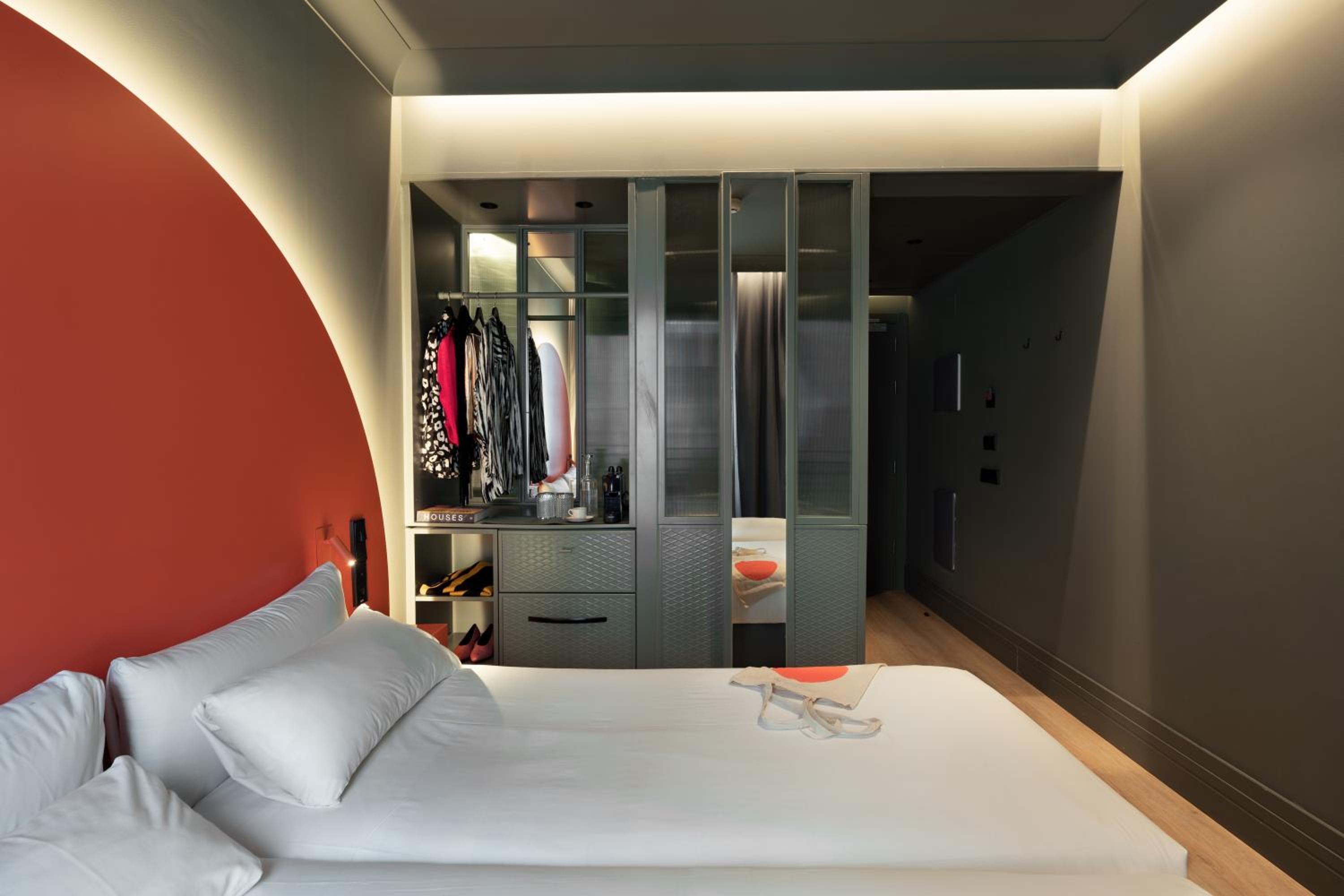 Classic Room - Photo 3