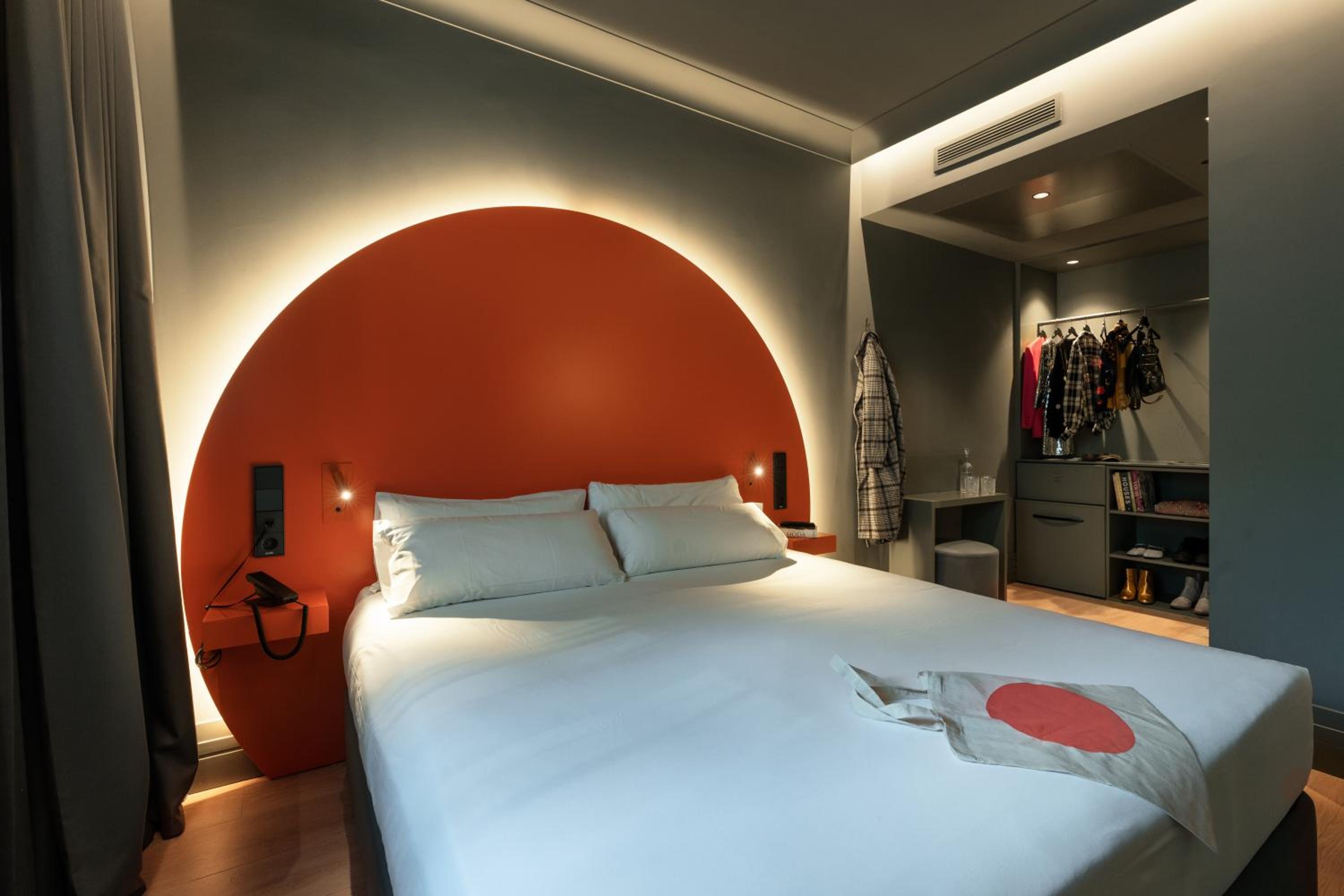 Classic Room - Photo 2