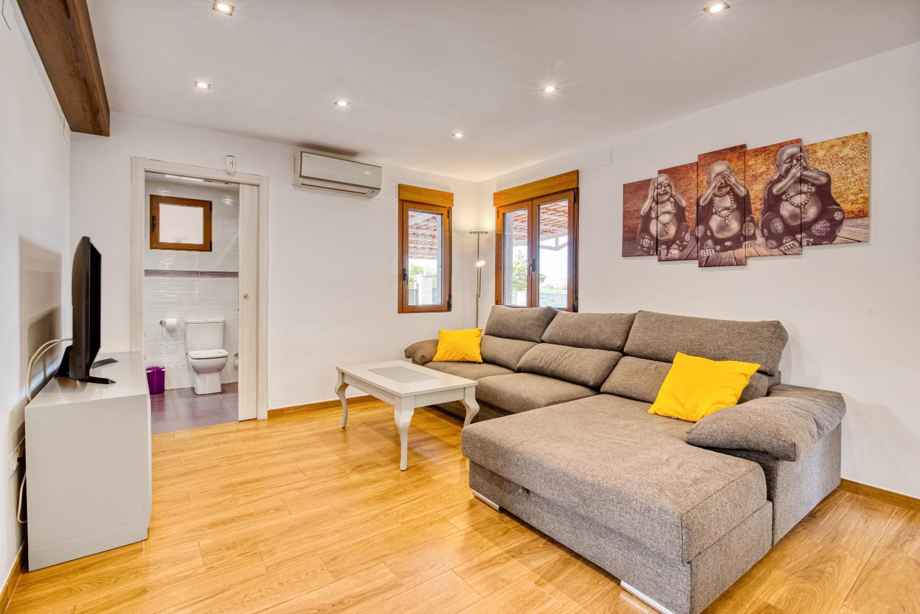 Superior One-Bedroom Apartment with Balcony