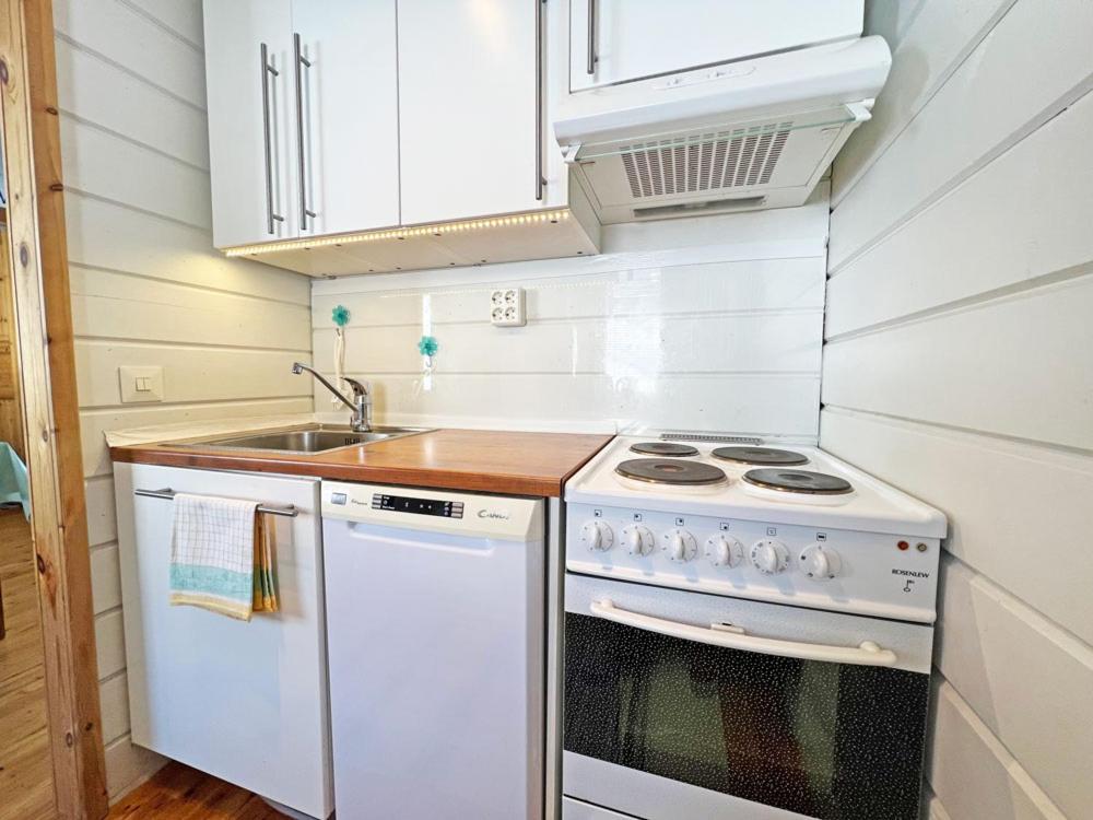 Two-Bedroom Apartment - Photo 17