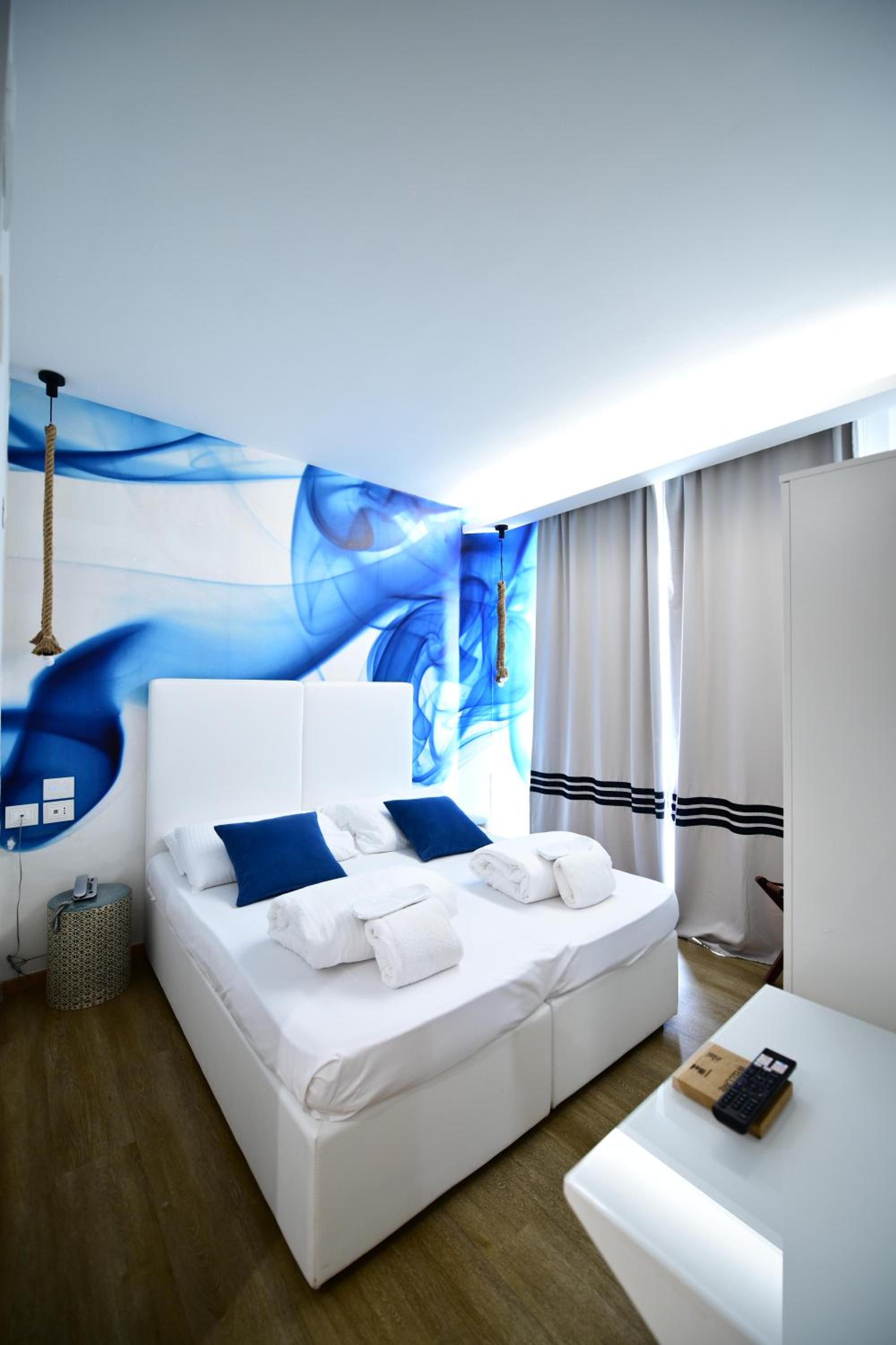 Classic Triple Room photo 1