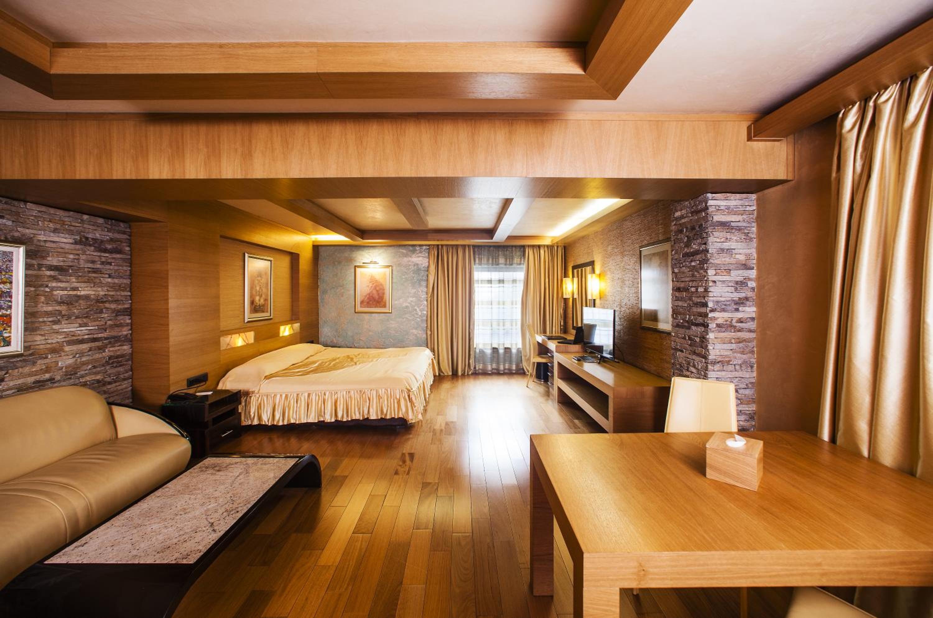 Superior Double or Twin Room - Photo 1