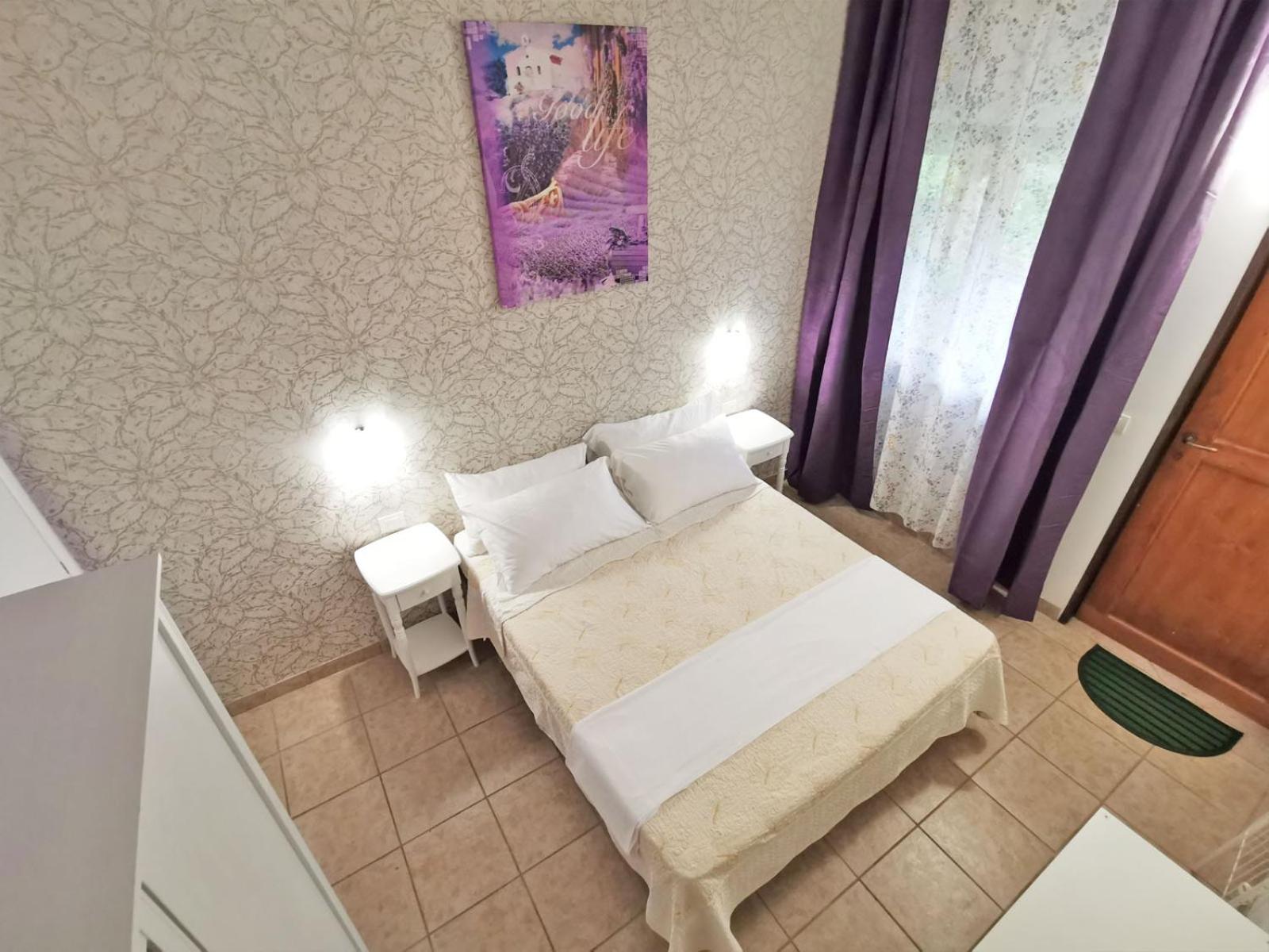 Double Room with Terrace - Photo 2