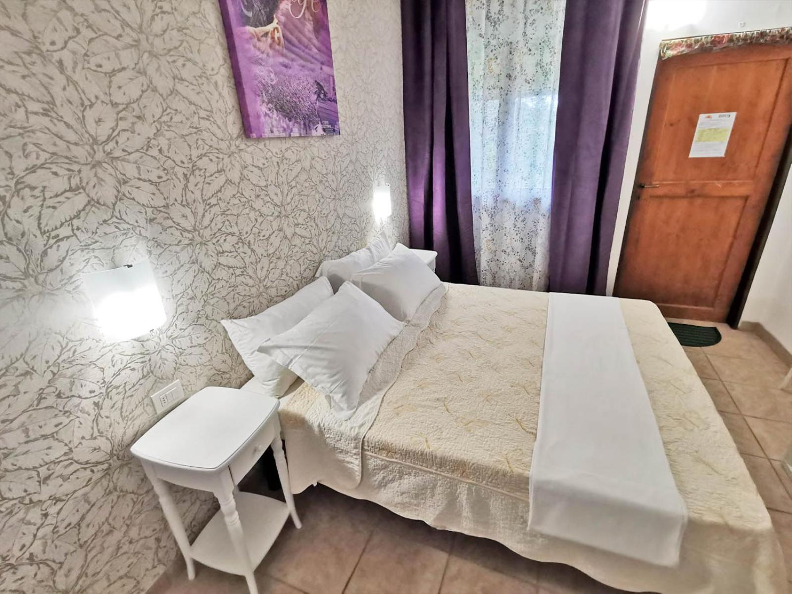 Double Room with Terrace - Photo 3