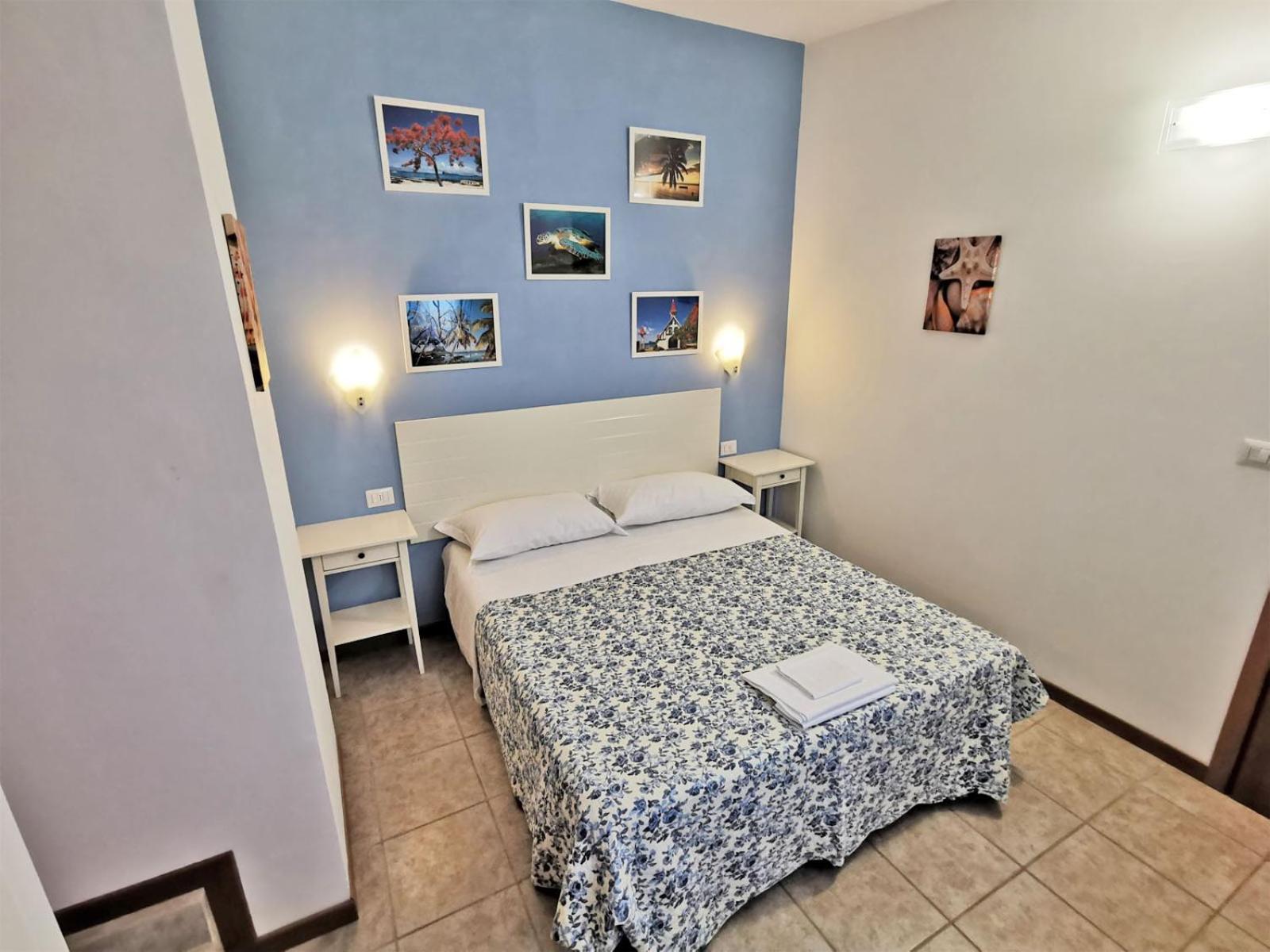 Standard Double Room - Photo 2