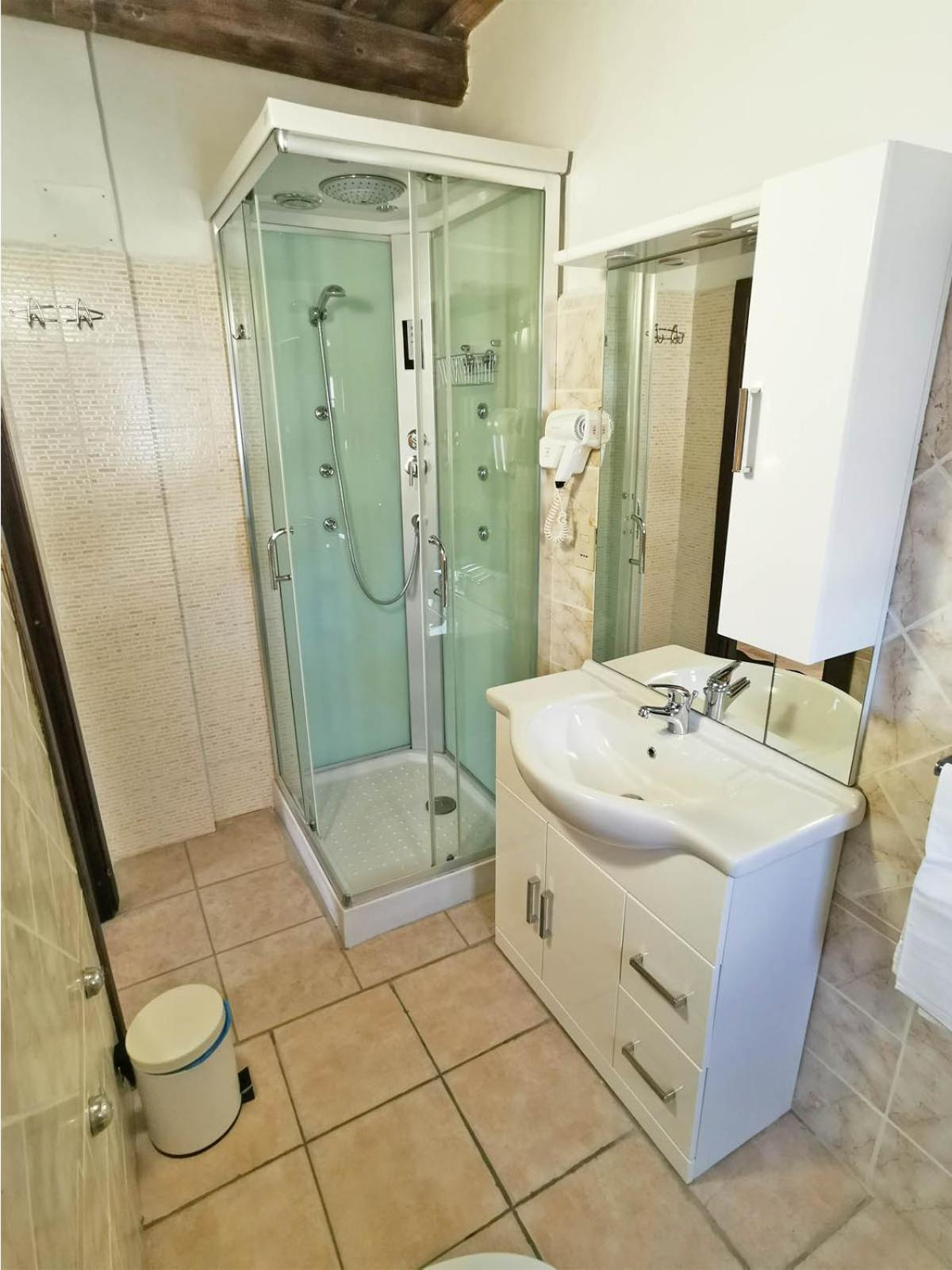Classic Triple Room photo 3