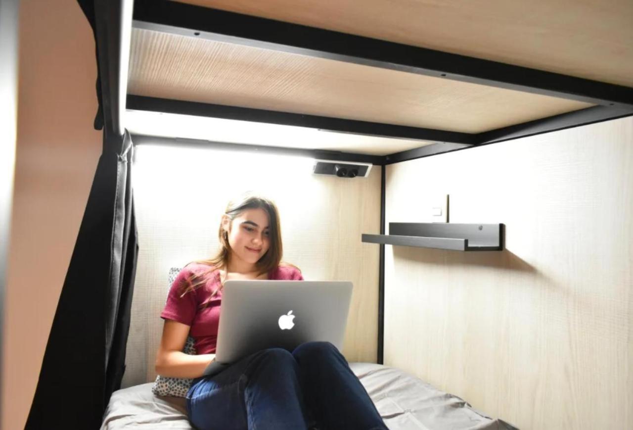 Bed in 10-Bed Mixed Dormitory Room photo 3