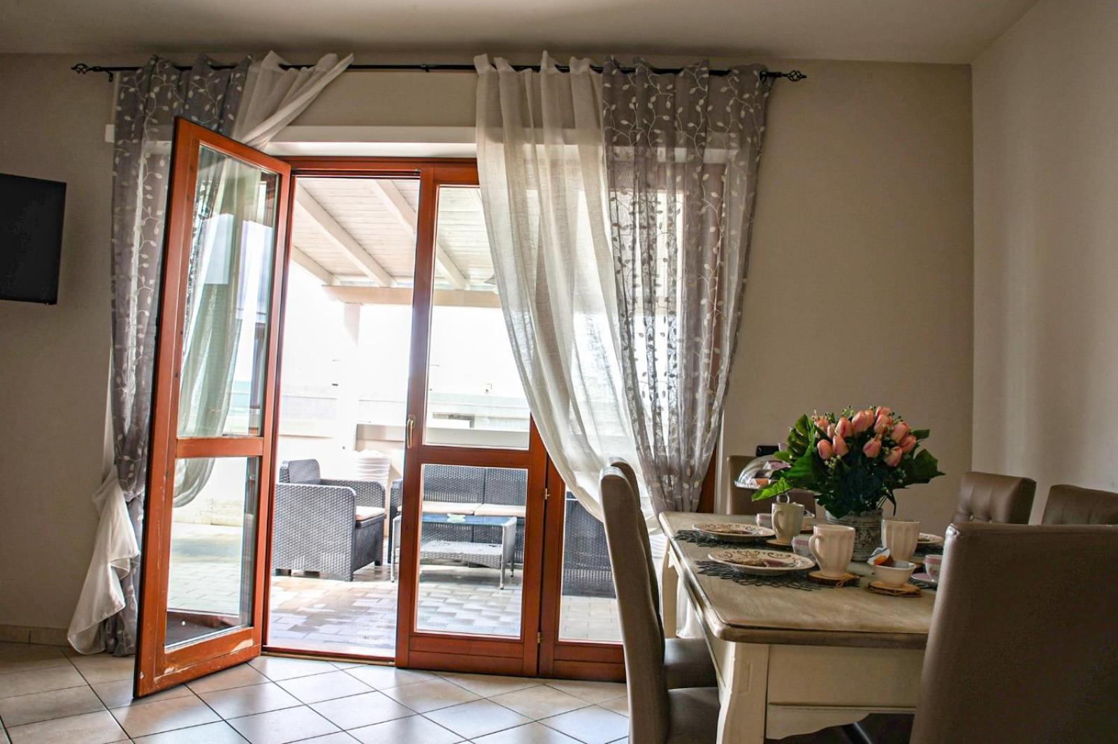 Penthouse Deluxe Apartment - Photo 21