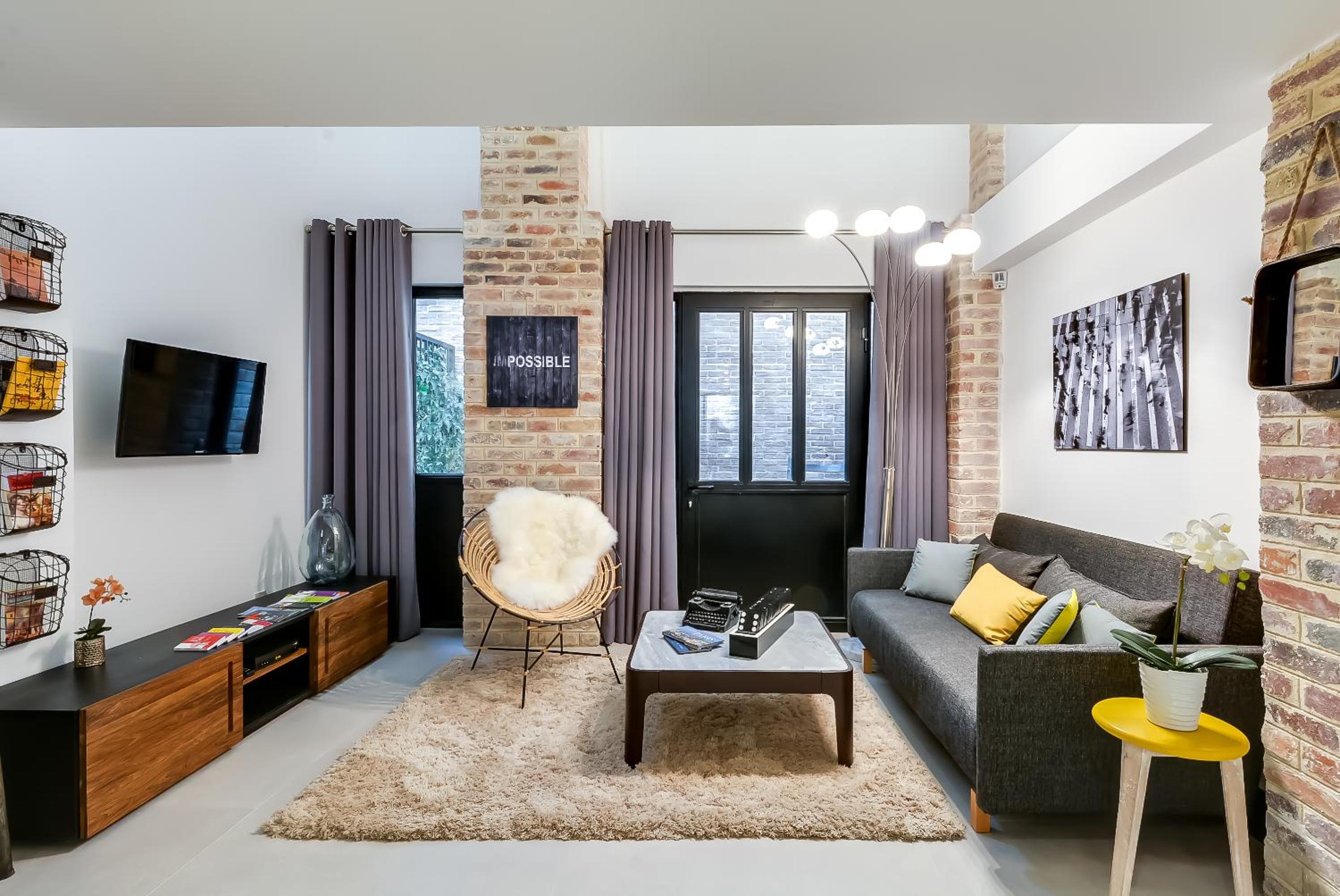 Two-Bedroom Apartment (6 Adults) photo 1