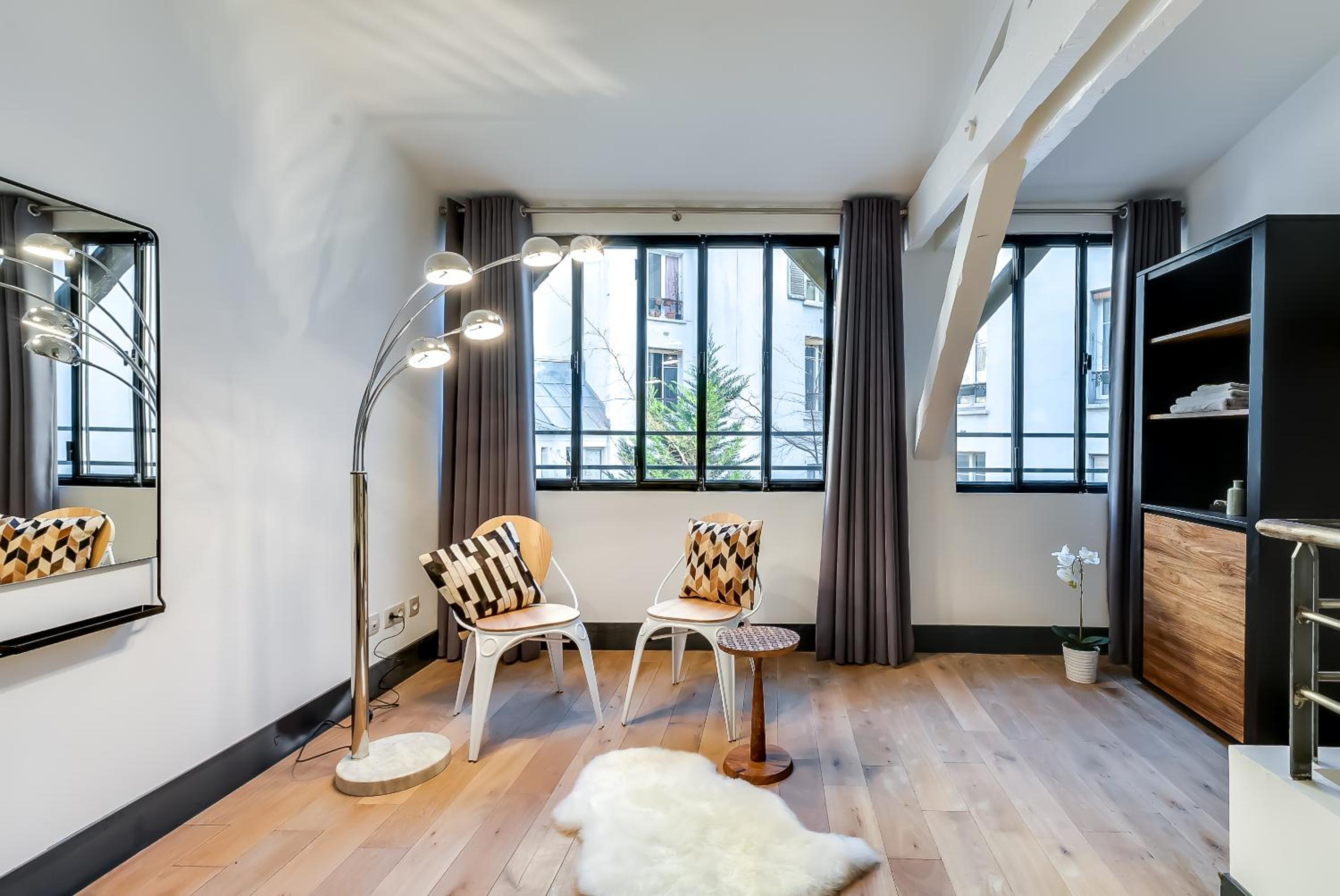 Two-Bedroom Apartment (8 Adults) photo 2